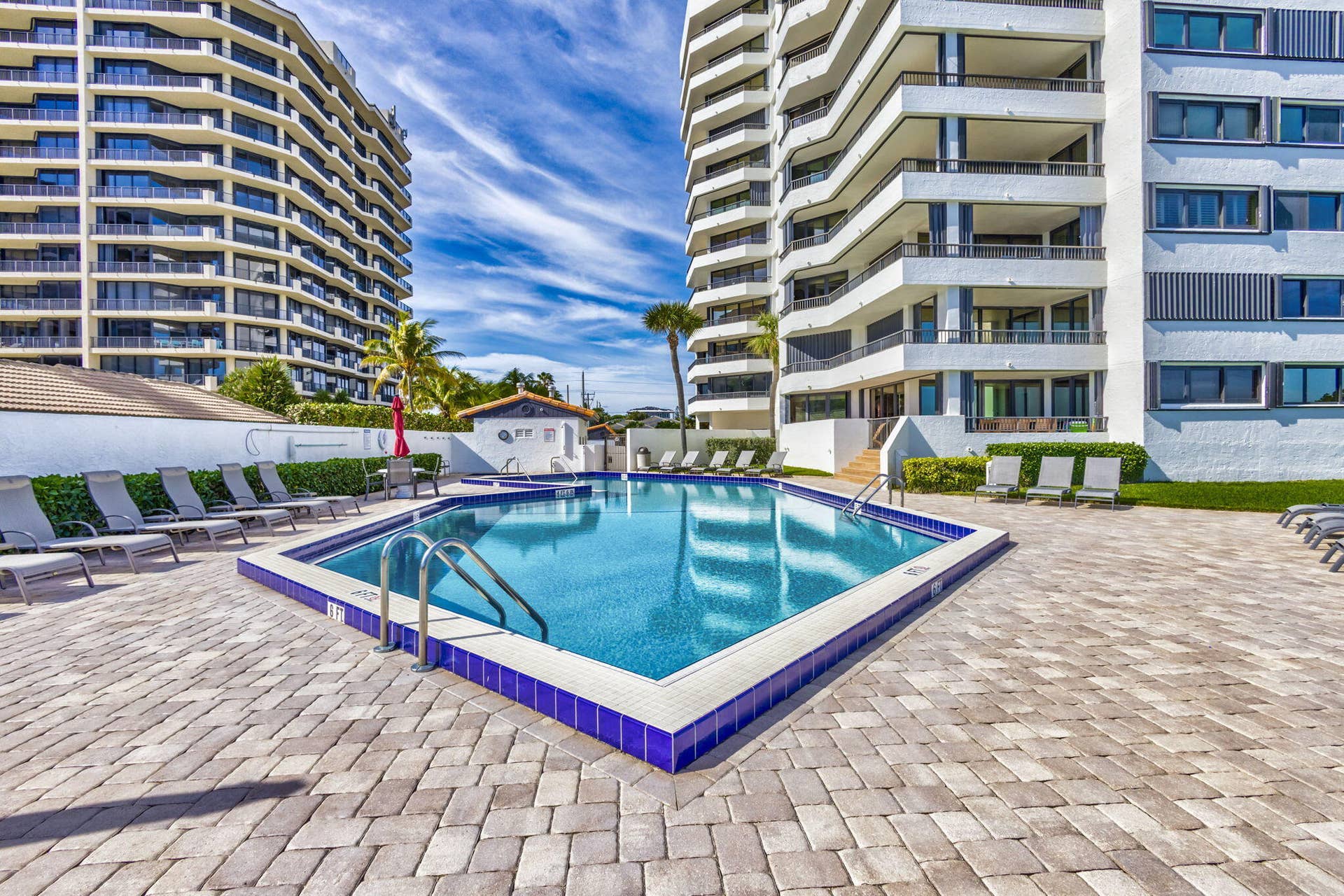 600 Ocean Drive, #9A, Juno Beach, FL 33408 83-web-or-mls-73_5d1a6115_6_7_8_9