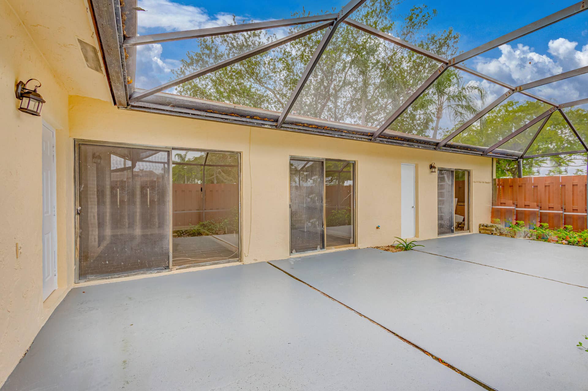 1240 SUMMIT PLACE Circle, #D, West Palm Beach, West Palm Beach, FL 33415 Screened Patio