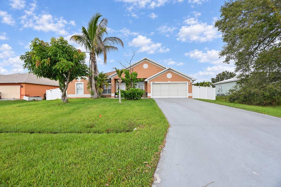 Property photo for 1392 SE ODONNELL Lane, Port St Lucie, FL