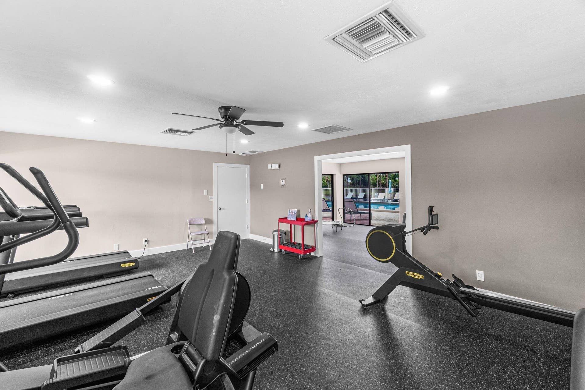 6562 BOCA DEL MAR Drive, #526, Boca Raton, FL 33433 Club royale exercise