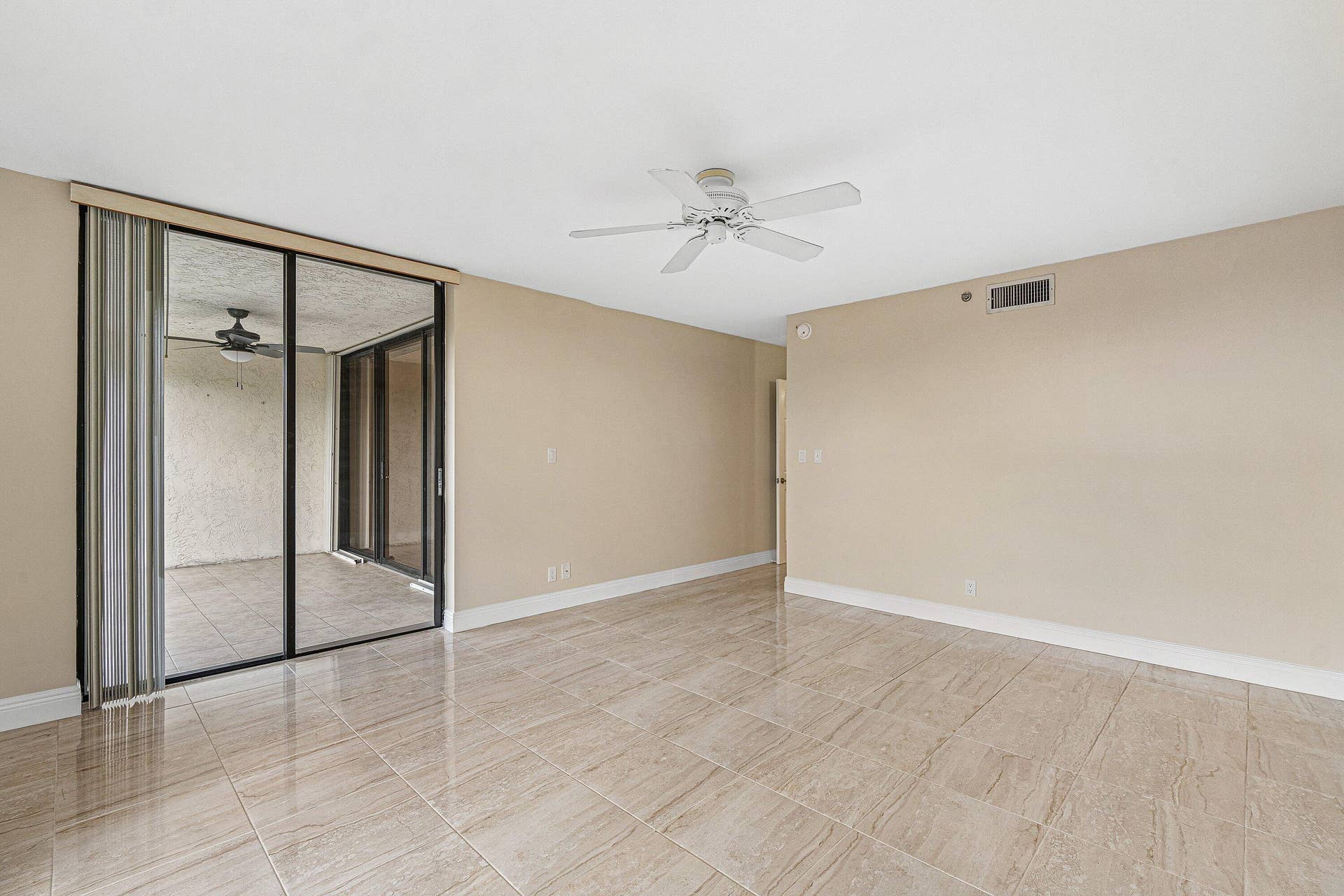 6562 BOCA DEL MAR Drive, #526, Boca Raton, FL 33433 Primary