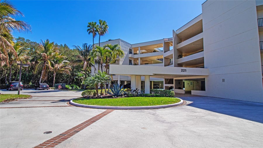 Property photo for 221 NE PLANTATION Road, #213, Hutchinson Island, FL