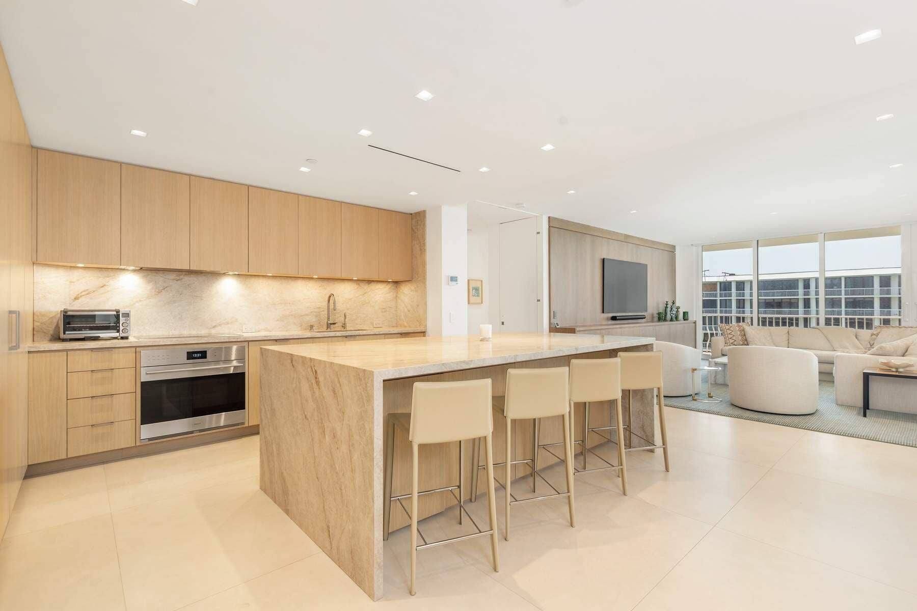 2000 S Ocean Boulevard, #S-507, Palm Beach, FL 33480 2000 S Ocean Boulevard - 4K9YT9(13)