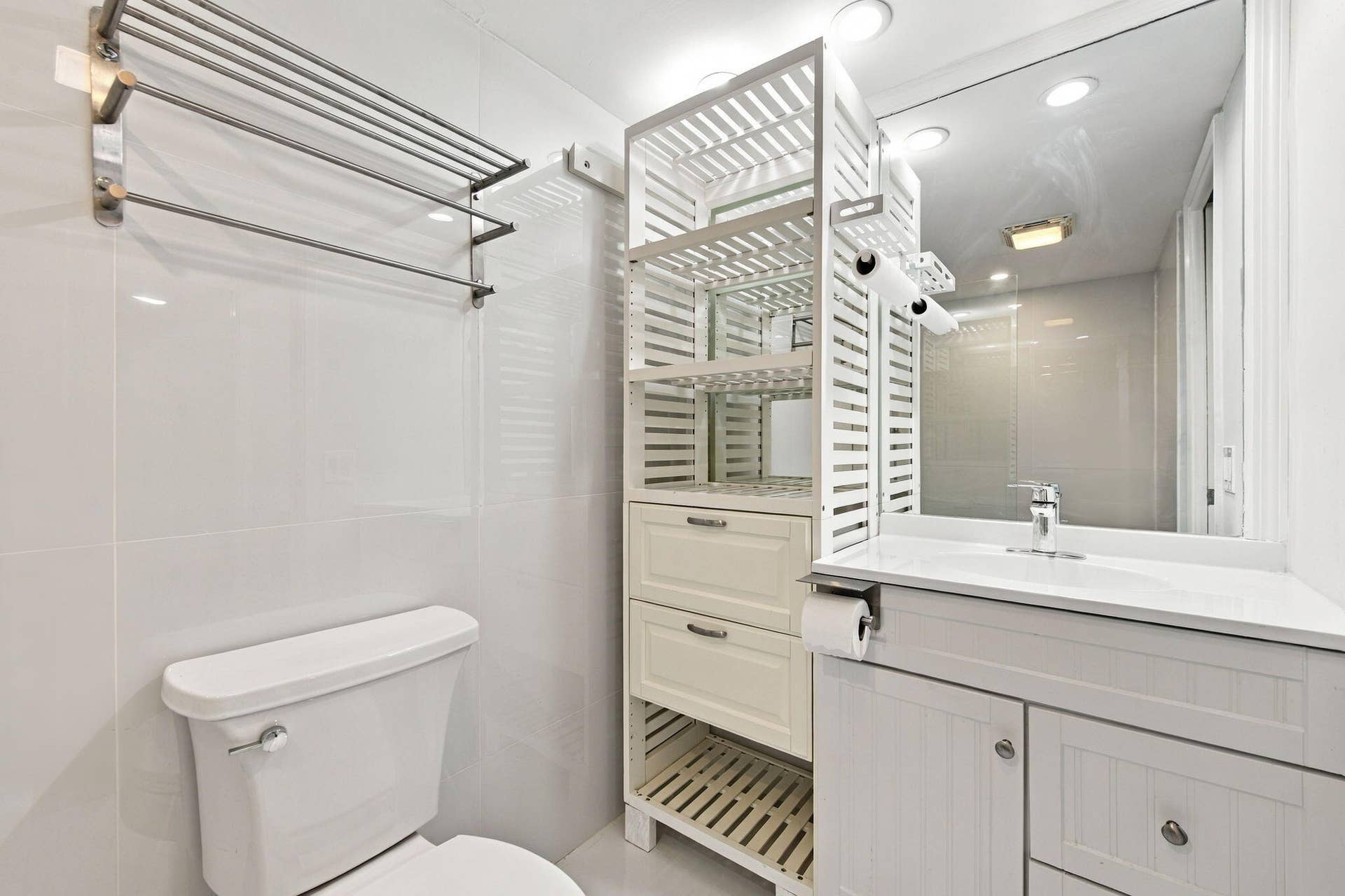3091 N COURSE Drive, #106, Pompano Beach, FL 33069 12-web-or-mls-DSC_2650