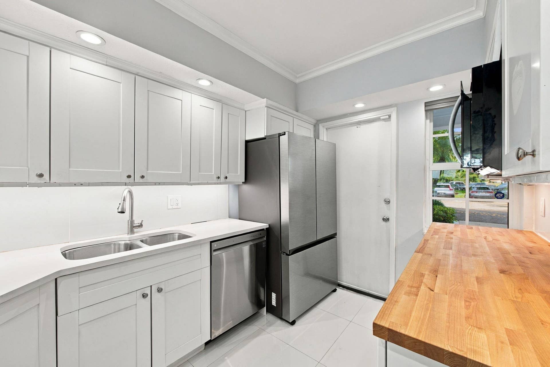 3091 N COURSE Drive, #106, Pompano Beach, FL 33069 29-web-or-mls-DSC_2716