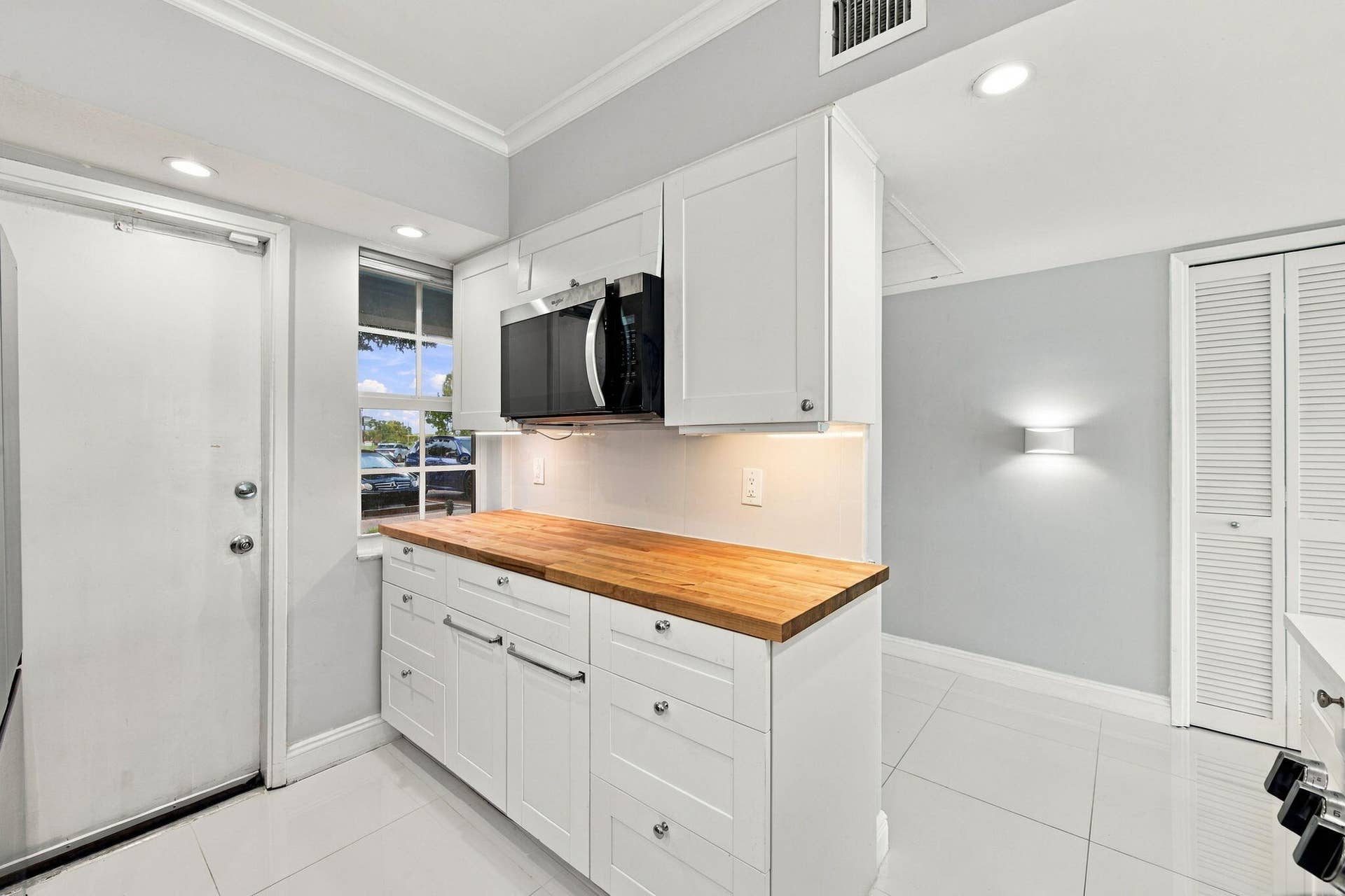 3091 N COURSE Drive, #106, Pompano Beach, FL 33069 30-web-or-mls-DSC_2719