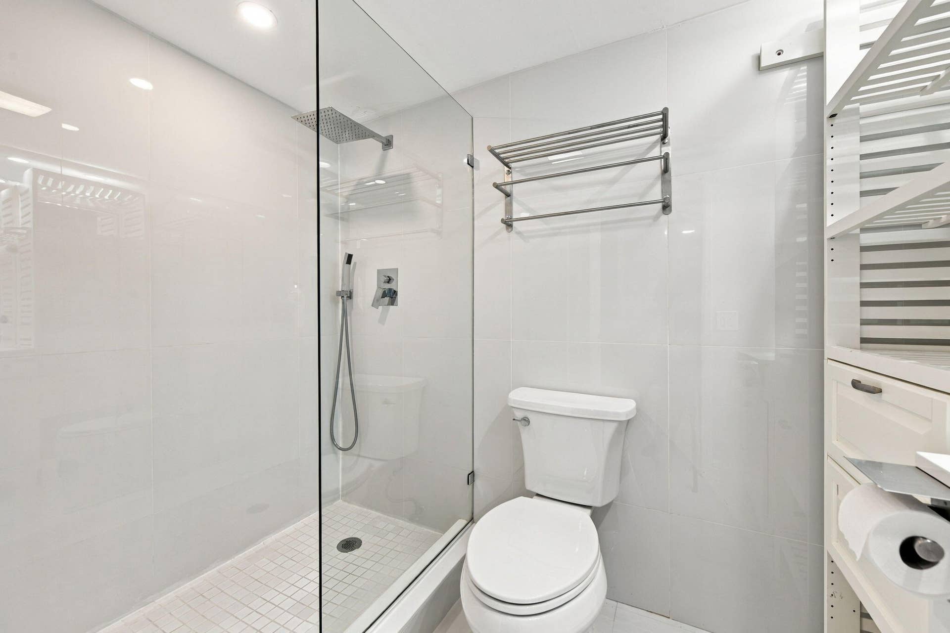 3091 N COURSE Drive, #106, Pompano Beach, FL 33069 14-web-or-mls-DSC_2653