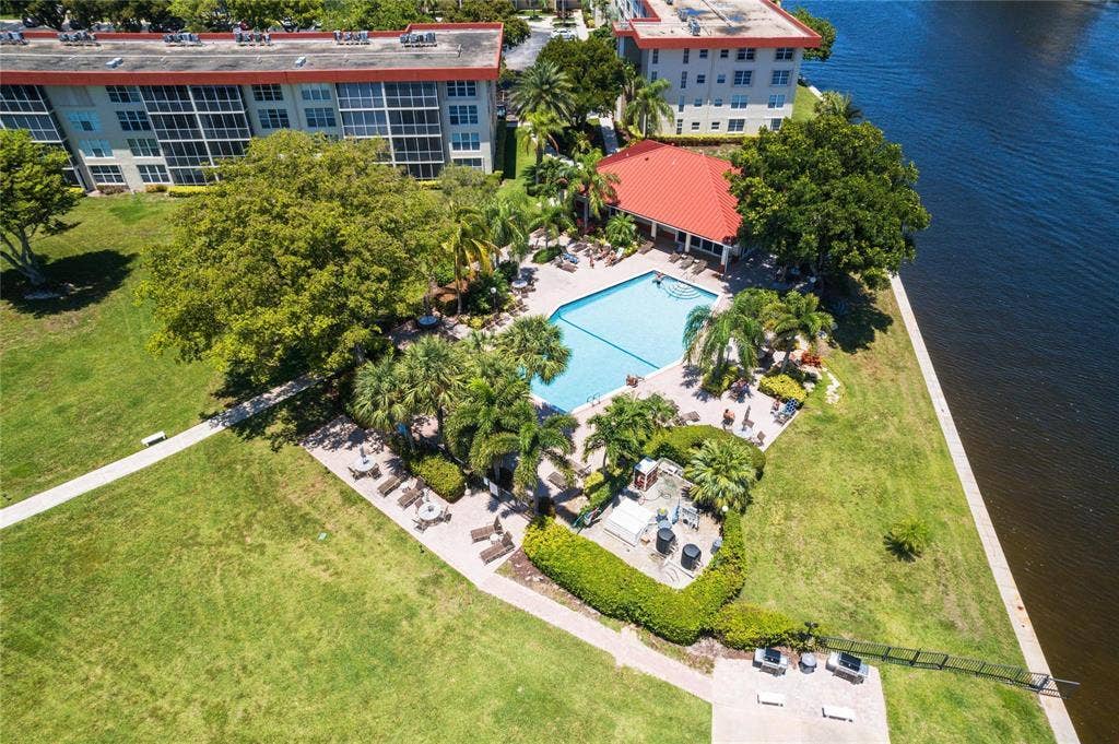3150 NE 48TH Court, #410, Lighthouse Point, FL 33064 Aerial