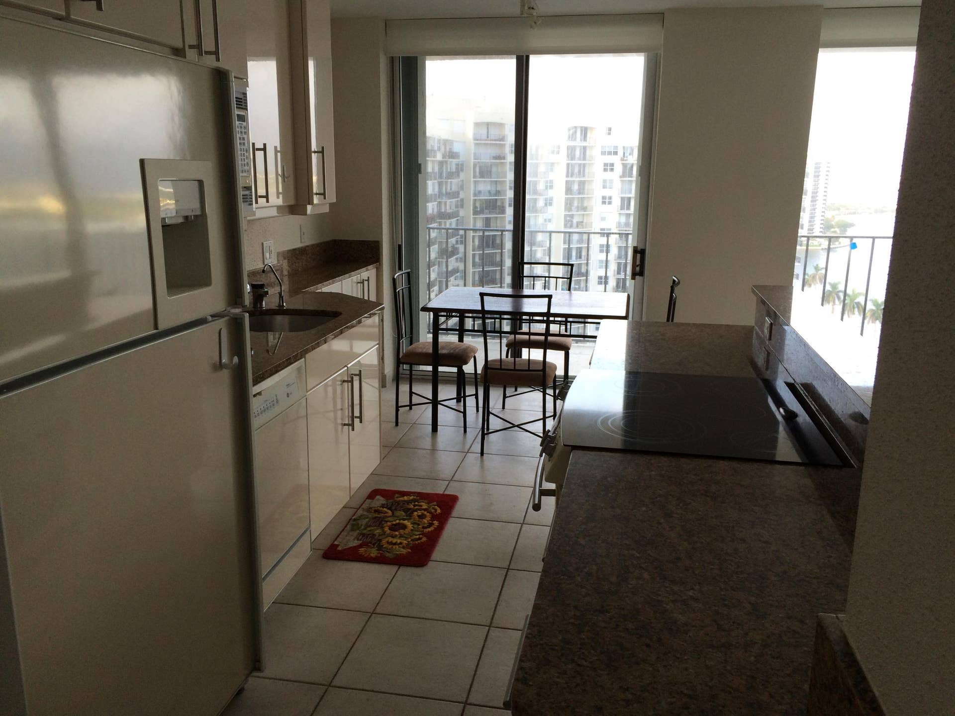 1801 S Flagler Drive, #1805, West Palm Beach, FL 33401 Kitchen View