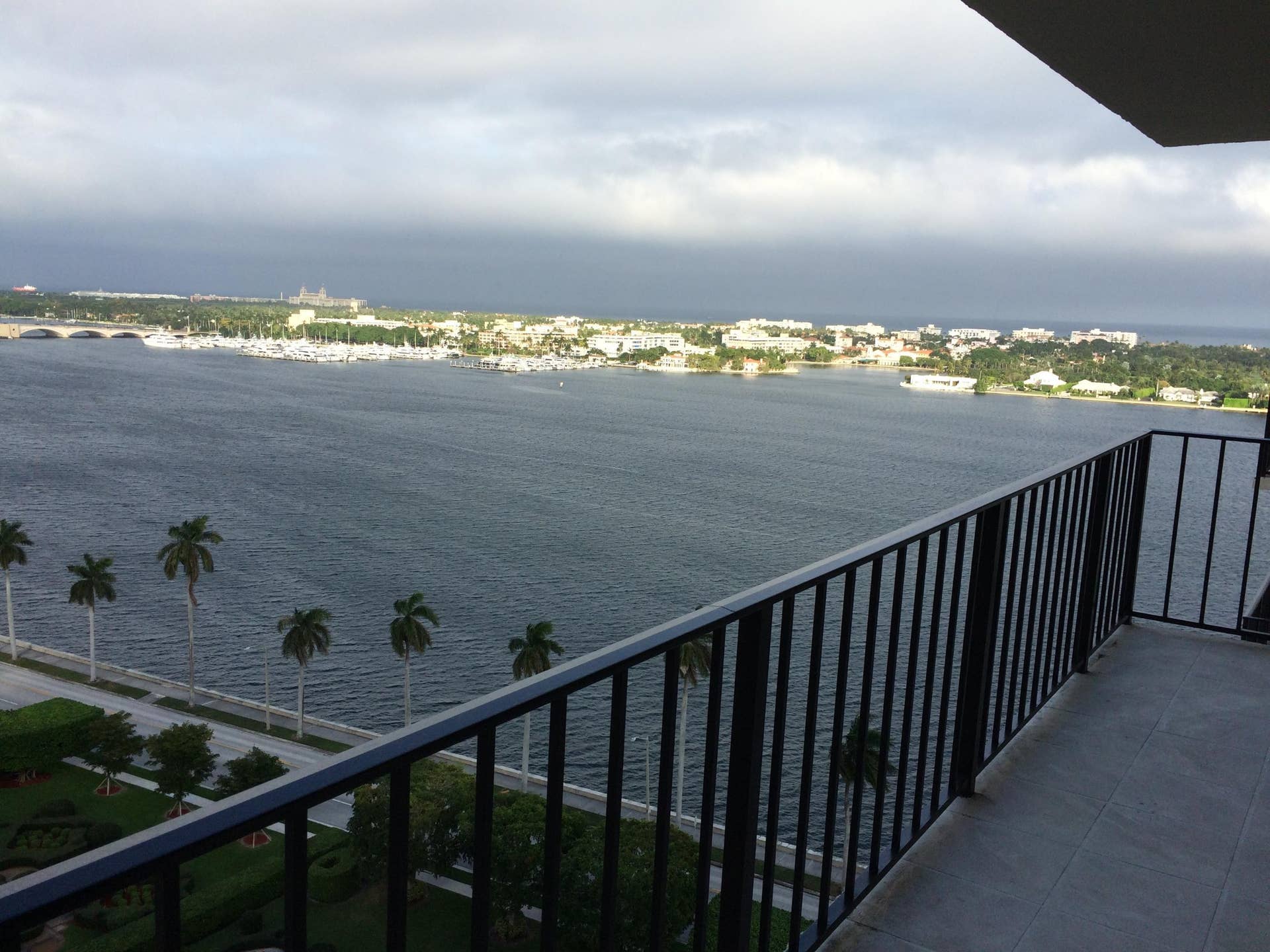 1801 S Flagler Drive, #1805, West Palm Beach, FL 33401 Terrace View