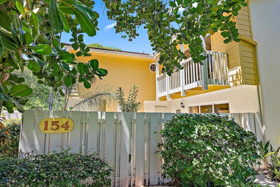 Property photo for 154 Seabreeze Circle, Jupiter, FL