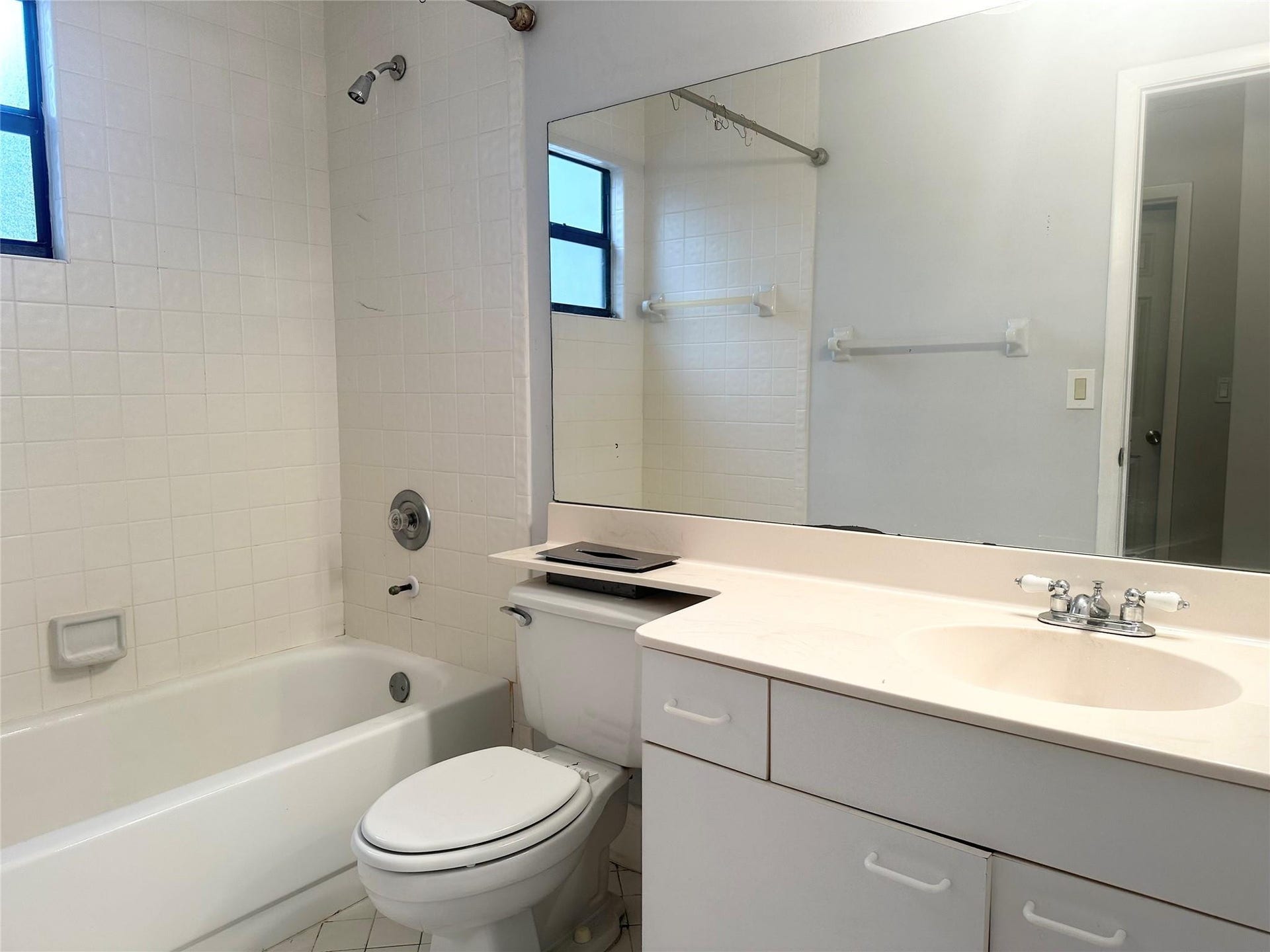 10461 NW 12th Court, Plantation, FL 33322 Photo 13