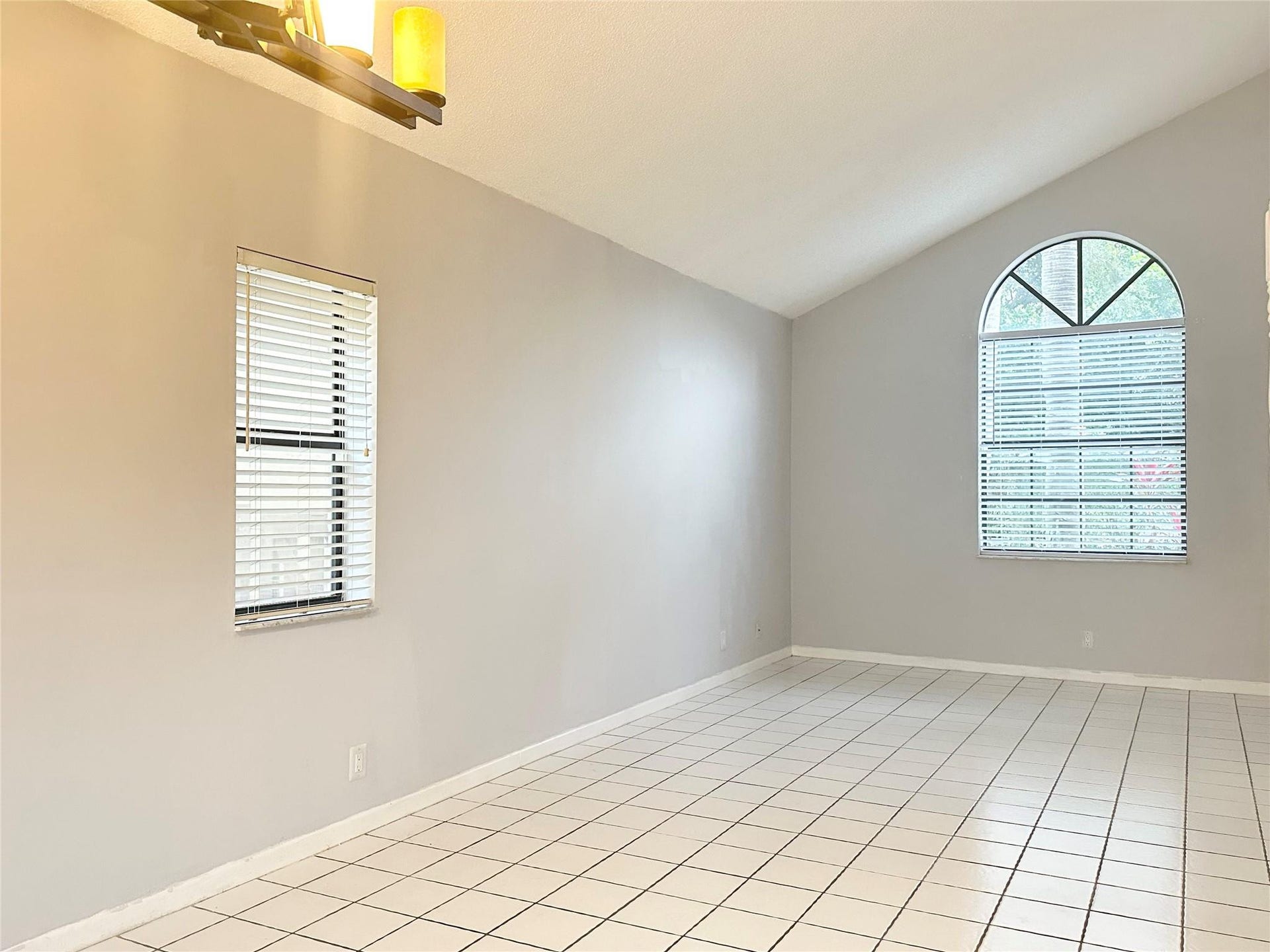 10461 NW 12th Court, Plantation, FL 33322 Photo 6