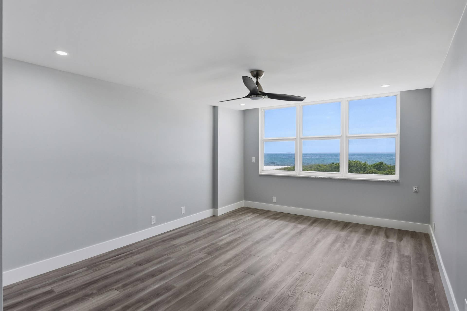 020-024-1012 N Ocean Blvd-4200x2804