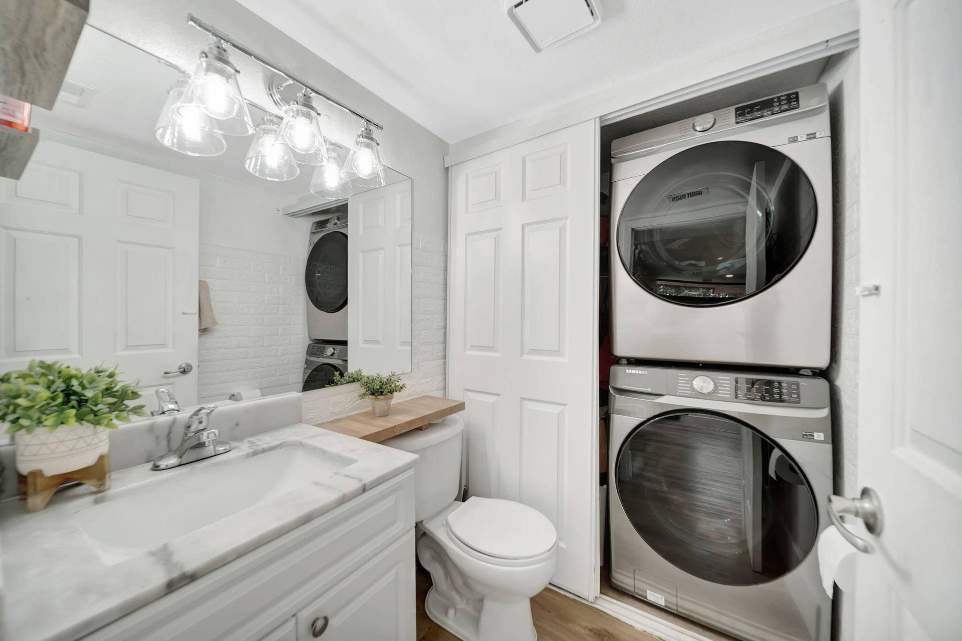 8105 SEVERN Drive, #C, Boca Raton, FL 33433 17_HALF BATH_LAUNDRY