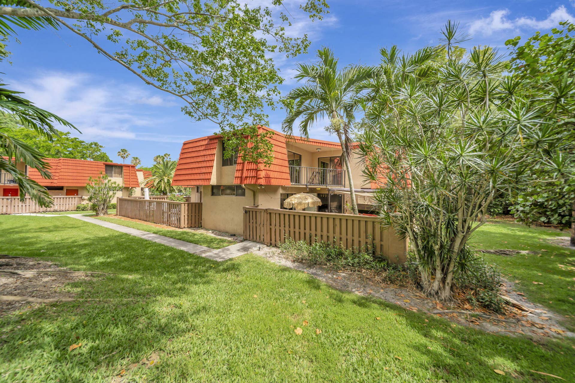 8105 SEVERN Drive, #C, Boca Raton, FL 33433 36_TH ENTRY WAY_2