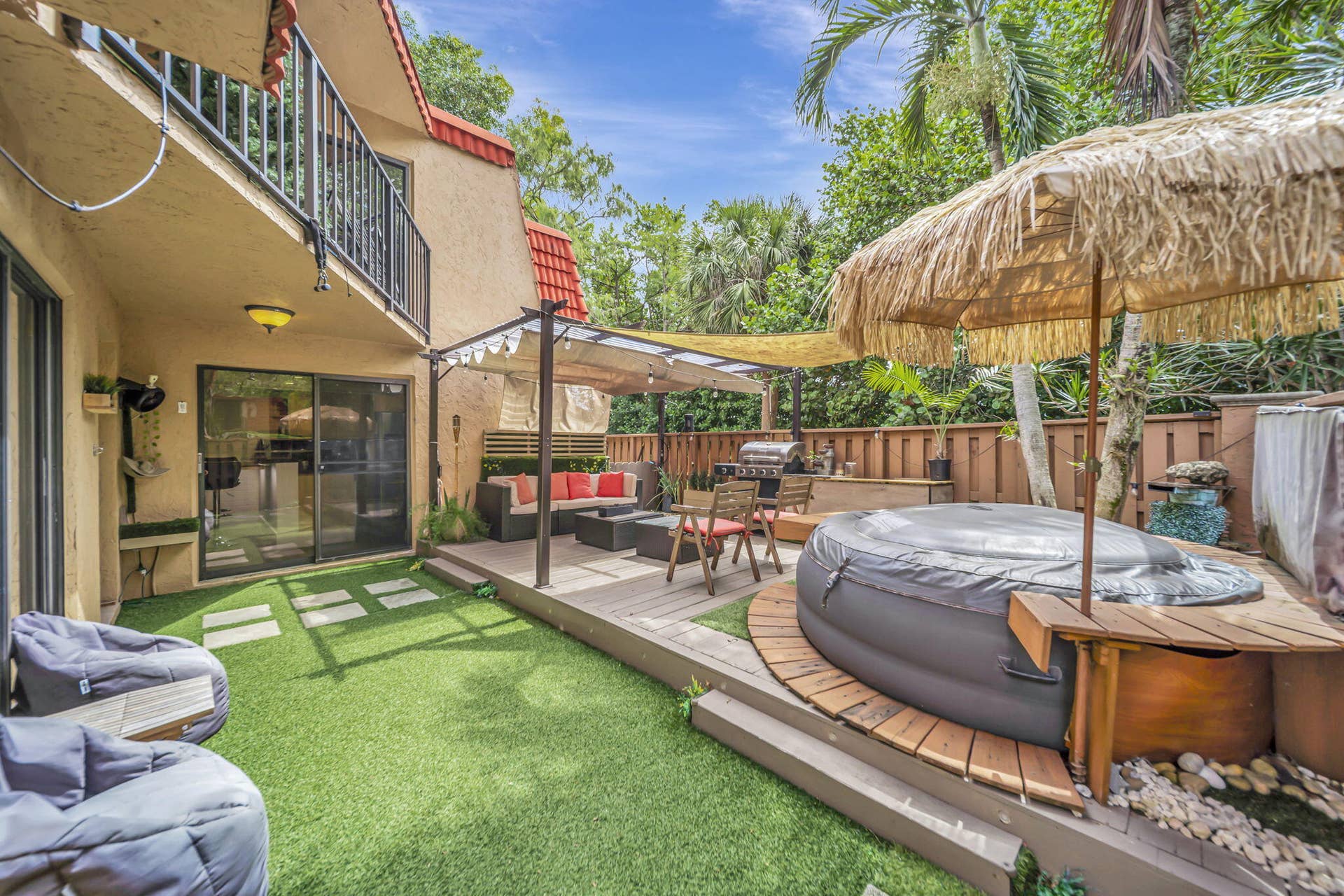 8105 SEVERN Drive, #C, Boca Raton, FL 33433 PATIO_3