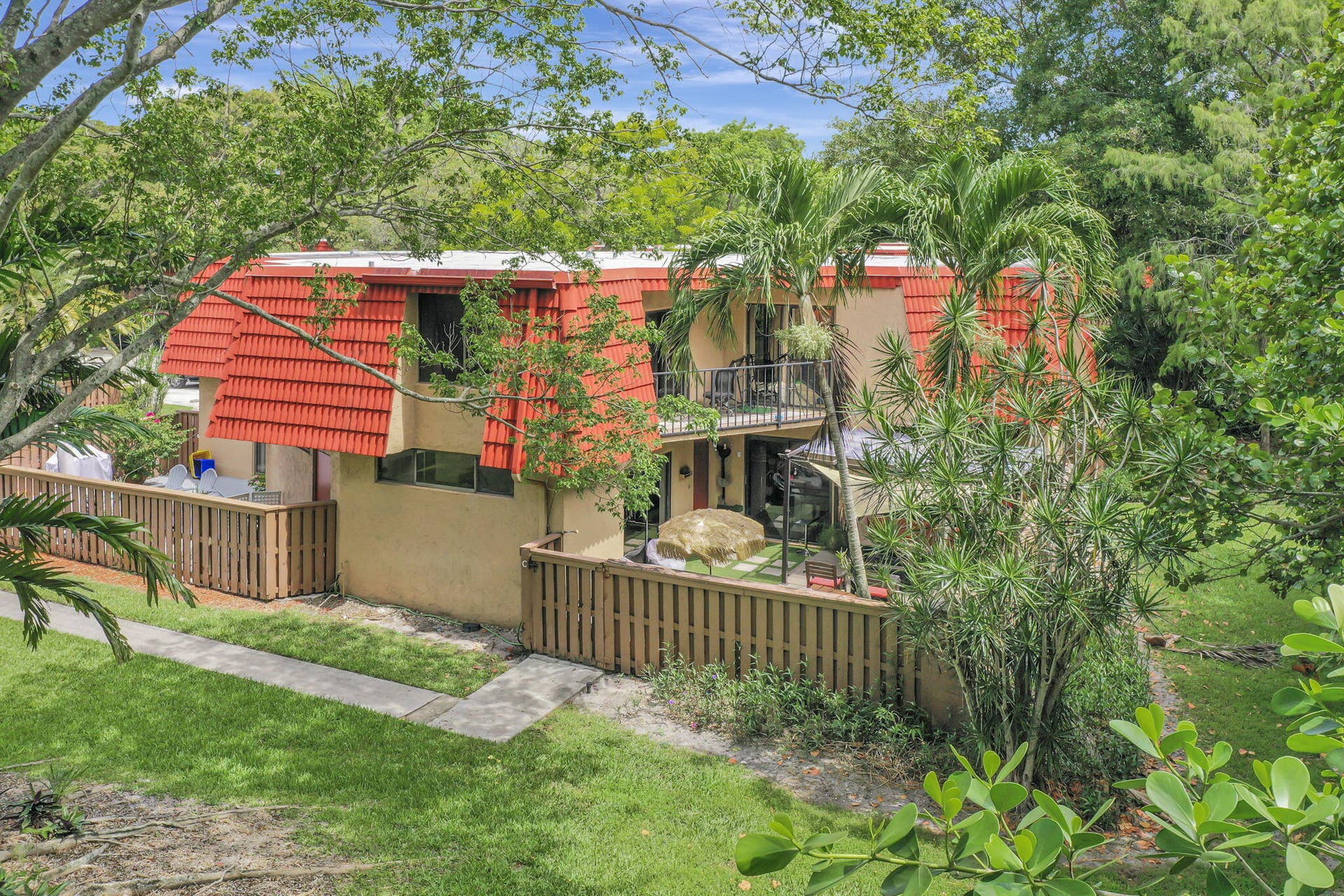 8105 SEVERN Drive, #C, Boca Raton, FL 33433 TH VIEW_1