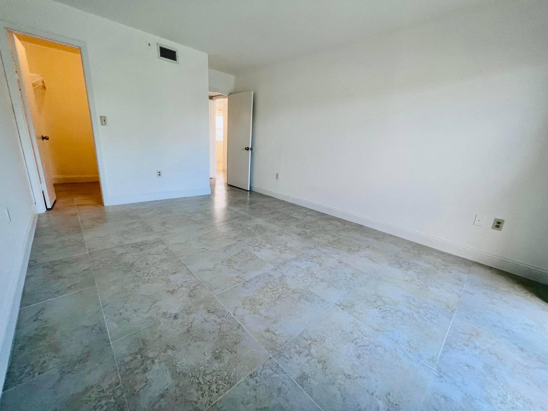 5200 NW 31ST Avenue, #42, Fort Lauderdale, FL 33309 IMG_0900