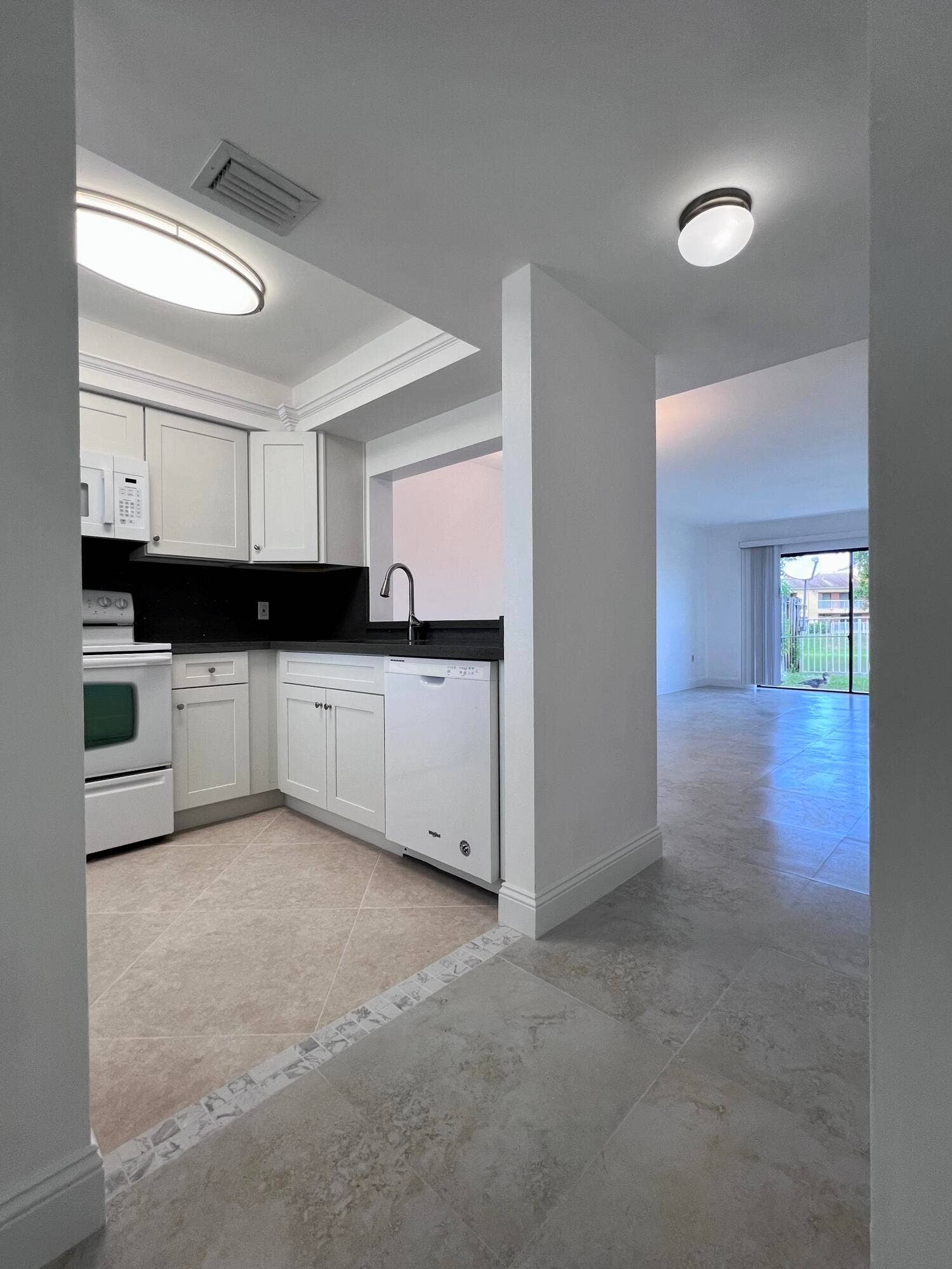 5200 NW 31ST Avenue, #42, Fort Lauderdale, FL 33309 IMG_0897