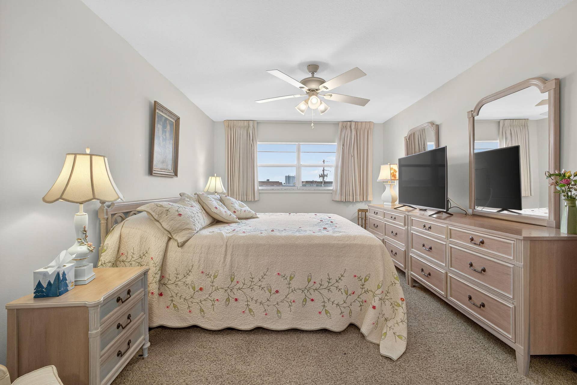 111 Shore Court, #301, North Palm Beach, FL 33408 29-web-or-mls-004_BS1A8879