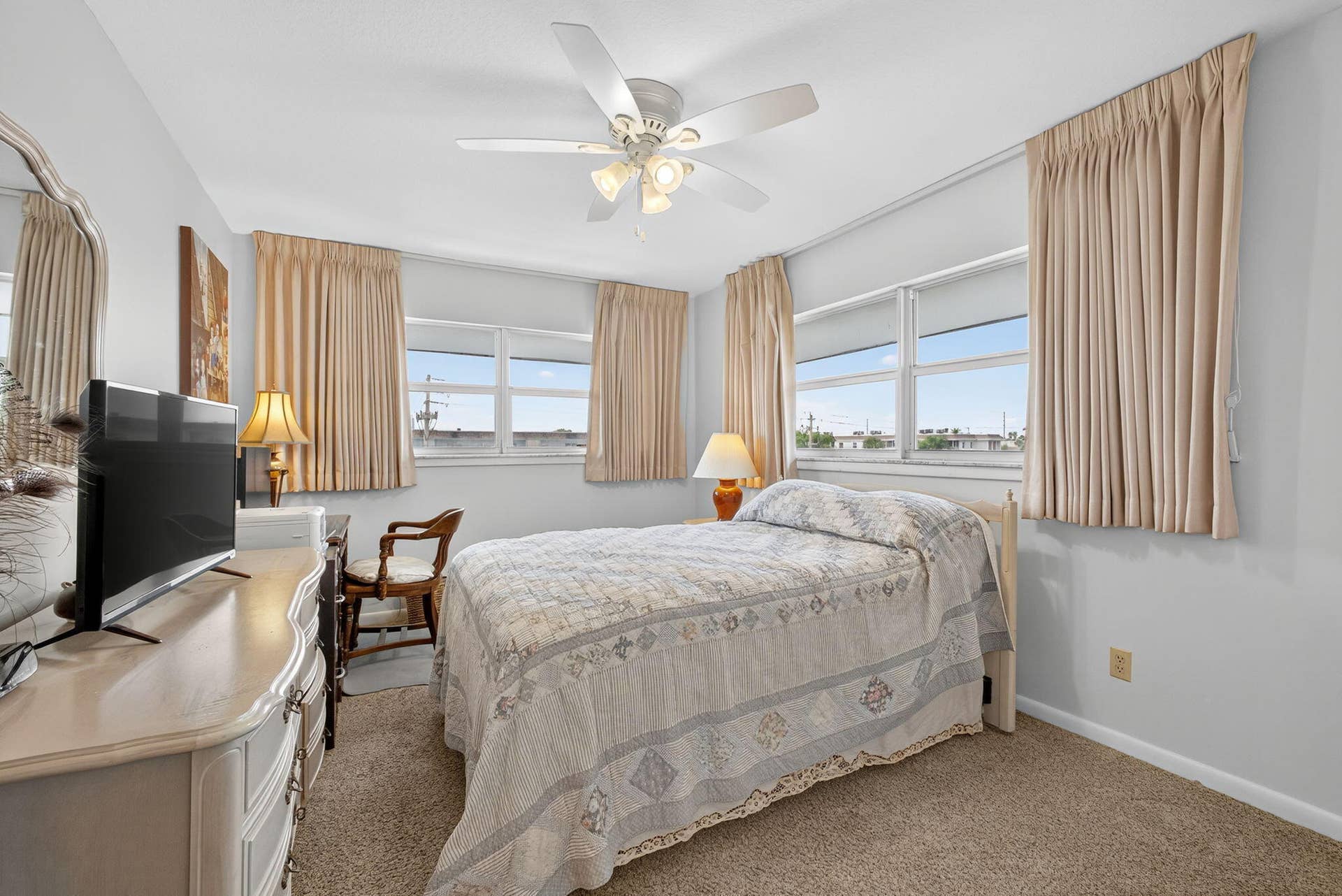 111 Shore Court, #301, North Palm Beach, FL 33408 37-web-or-mls-012_BS1A8918