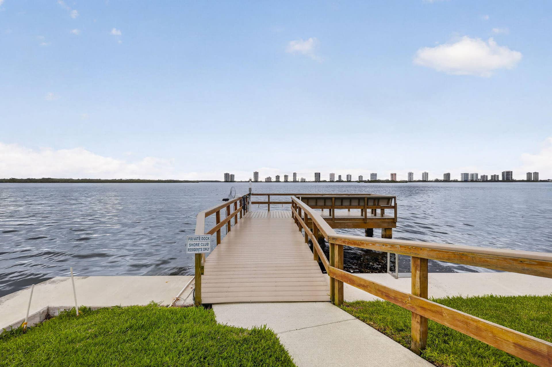111 Shore Court, #301, North Palm Beach, FL 33408 123-web-or-mls-BS1A9246