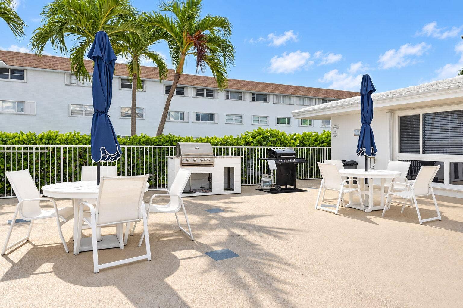 111 Shore Court, #301, North Palm Beach, FL 33408 95-web-or-mls-BS1A9099
