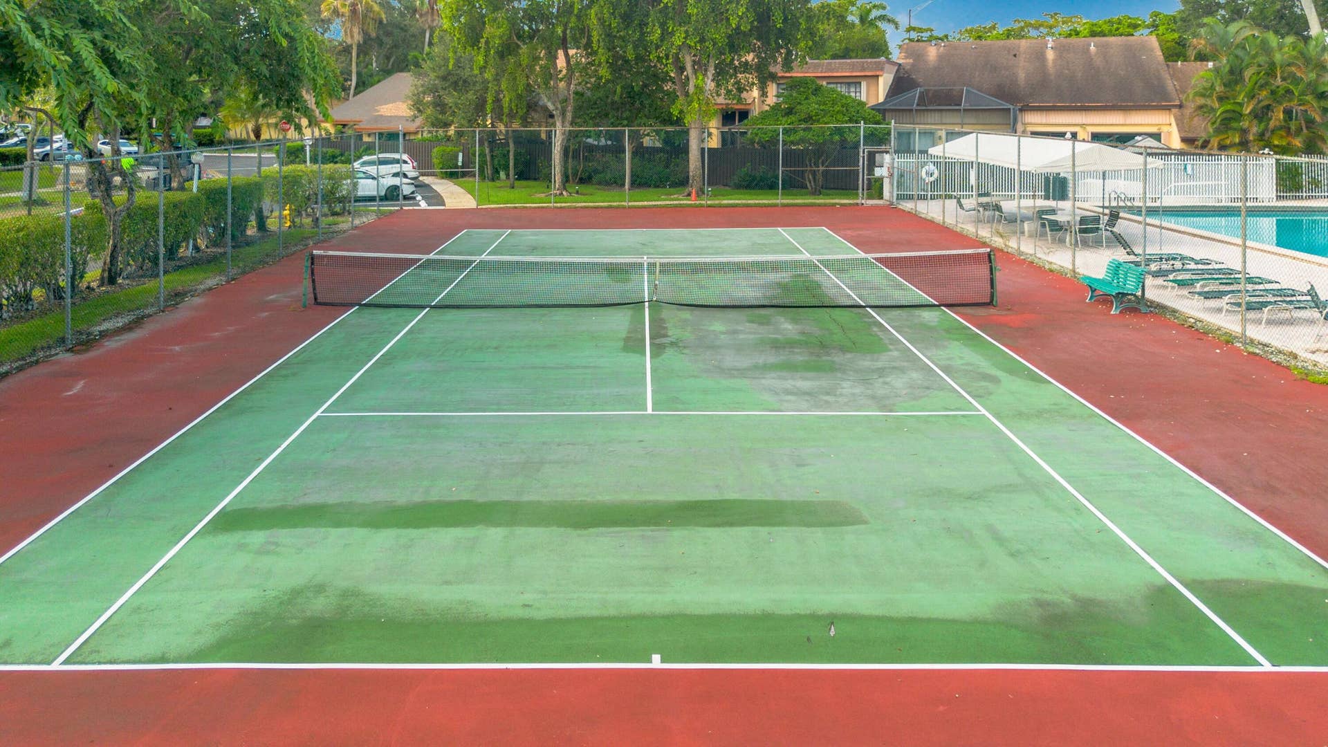 1142 N University Drive, Plantation, FL 33322 Community Tennis courts