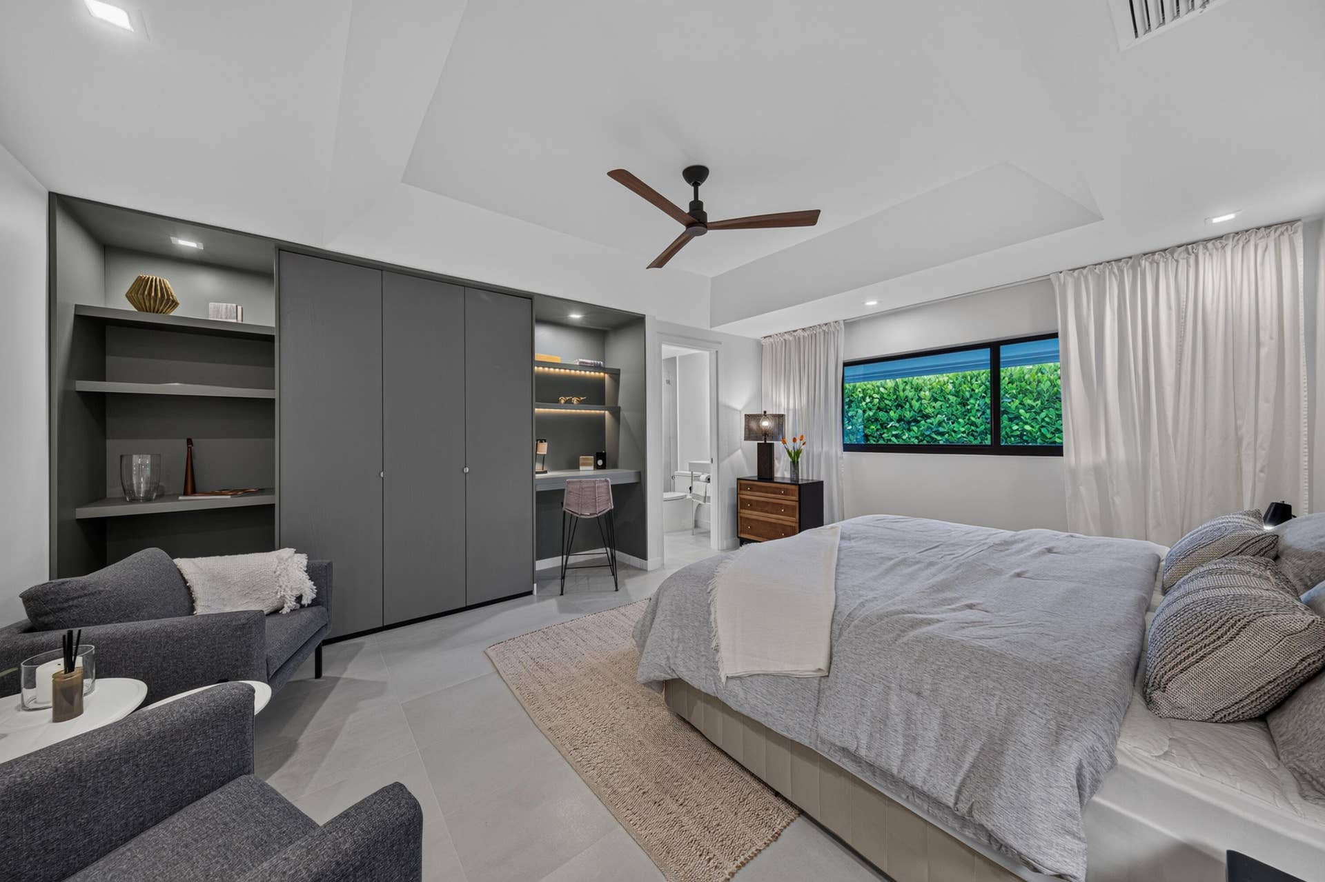 Third Bedroom with built in desk and en-suite bathroom