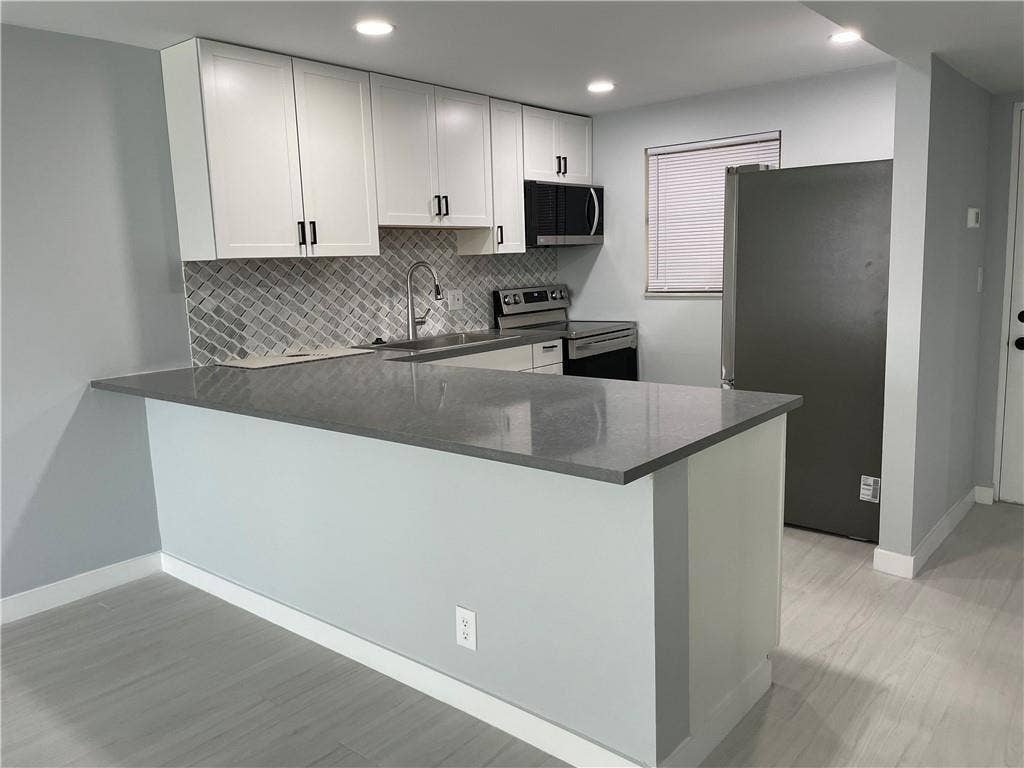 2322 S CYPRESS BEND Drive, #210, Pompano Beach, Pompano Beach, FL 33069 GetMedia (6)
