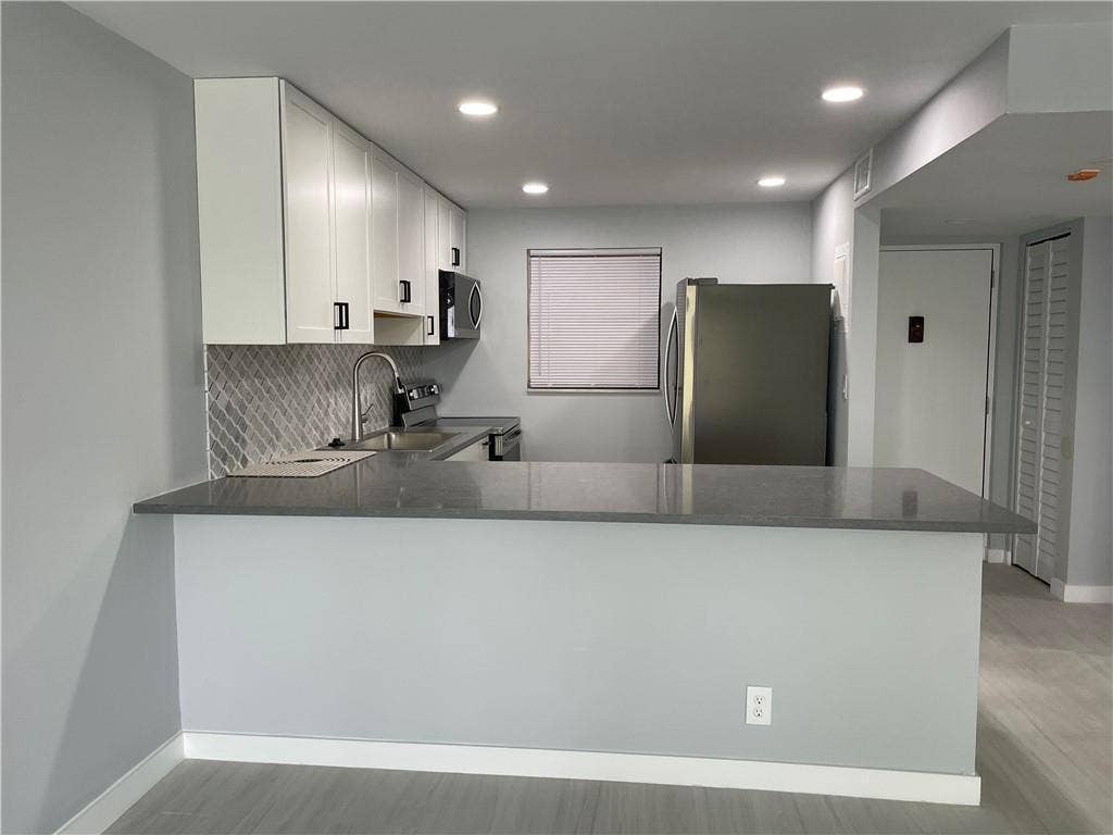 2322 S CYPRESS BEND Drive, #210, Pompano Beach, Pompano Beach, FL 33069 GetMedia (7)