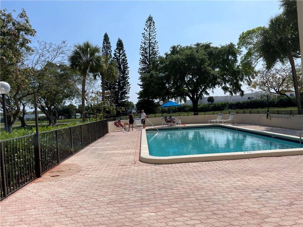 2322 S CYPRESS BEND Drive, #210, Pompano Beach, Pompano Beach, FL 33069 GetMedia (19)