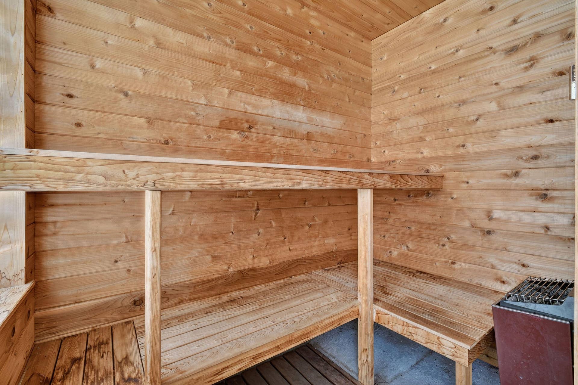 841 ANCHORAGE Drive, North Palm Beach, FL 33408 Sauna