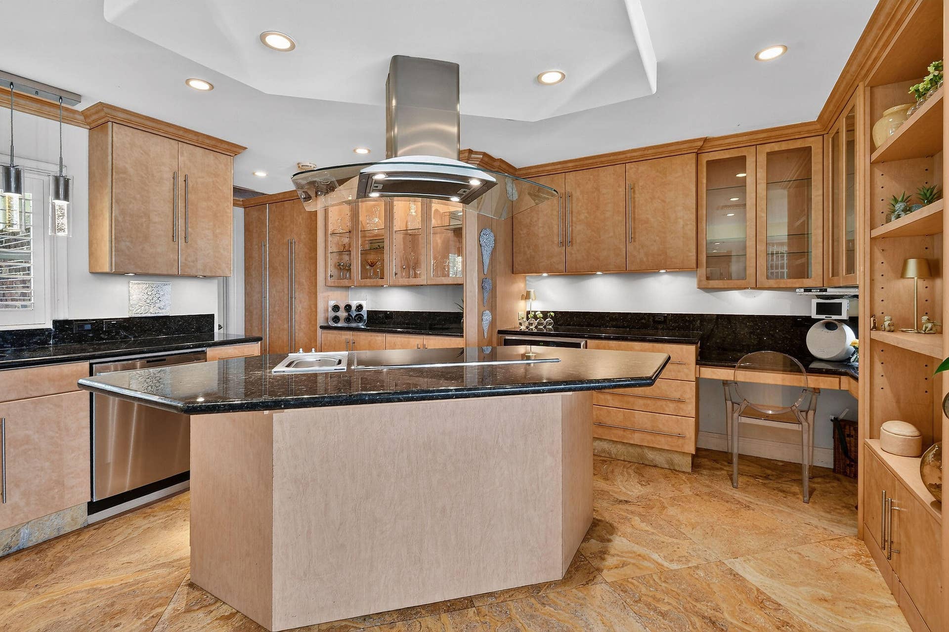 841 ANCHORAGE Drive, North Palm Beach, FL 33408 Kitchen