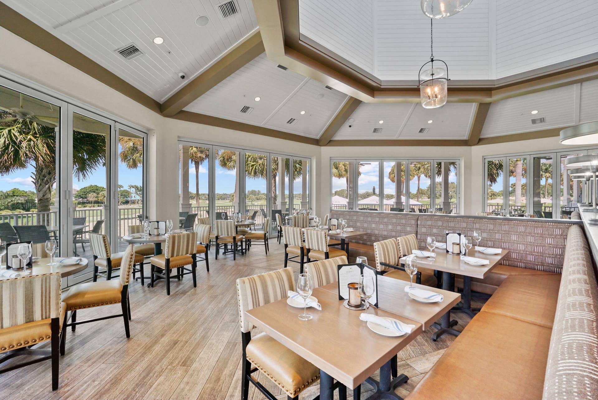 841 ANCHORAGE Drive, North Palm Beach, FL 33408 Restaurant at NPB Country Club