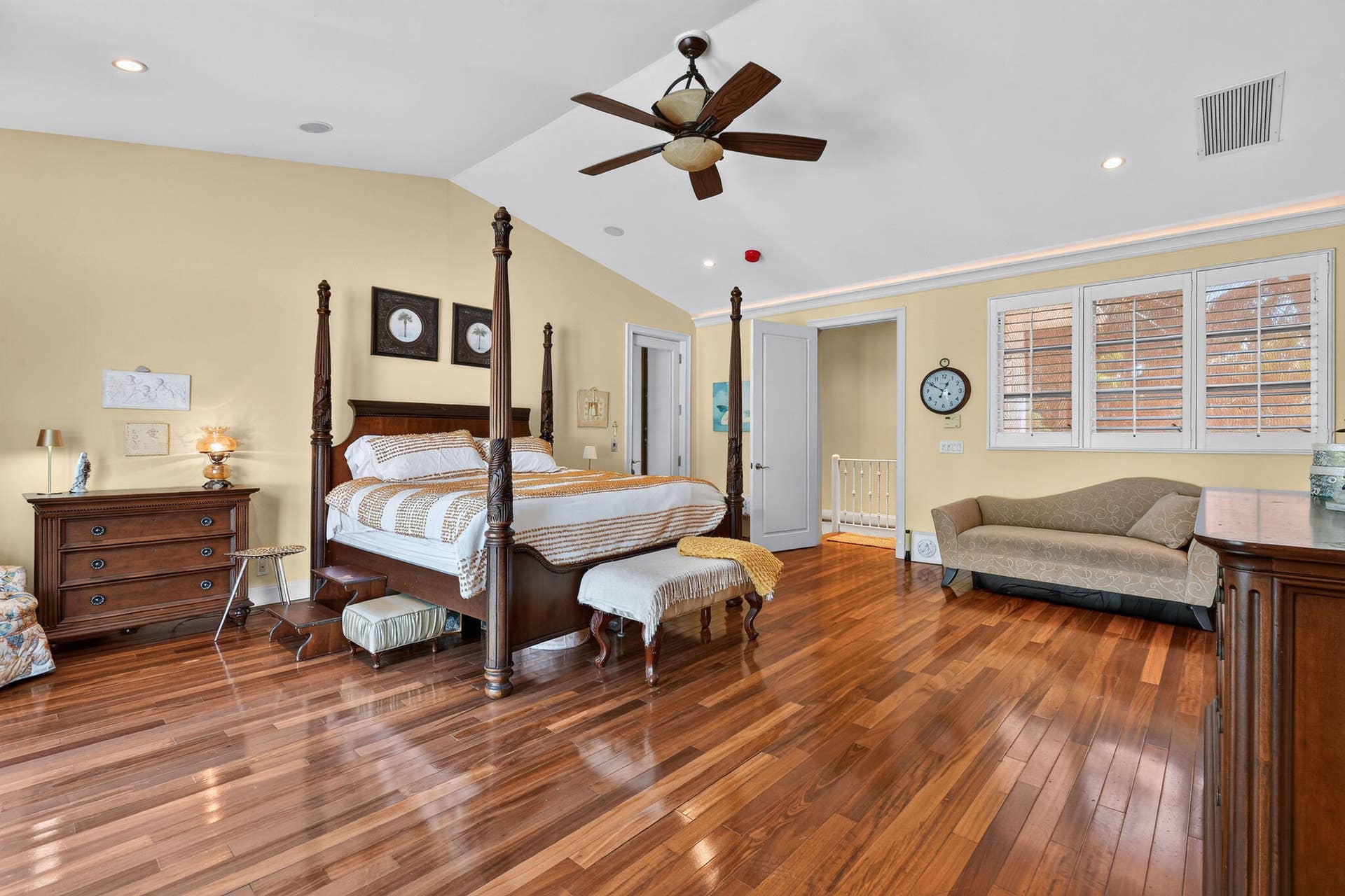 841 ANCHORAGE Drive, North Palm Beach, FL 33408 Master bedroom