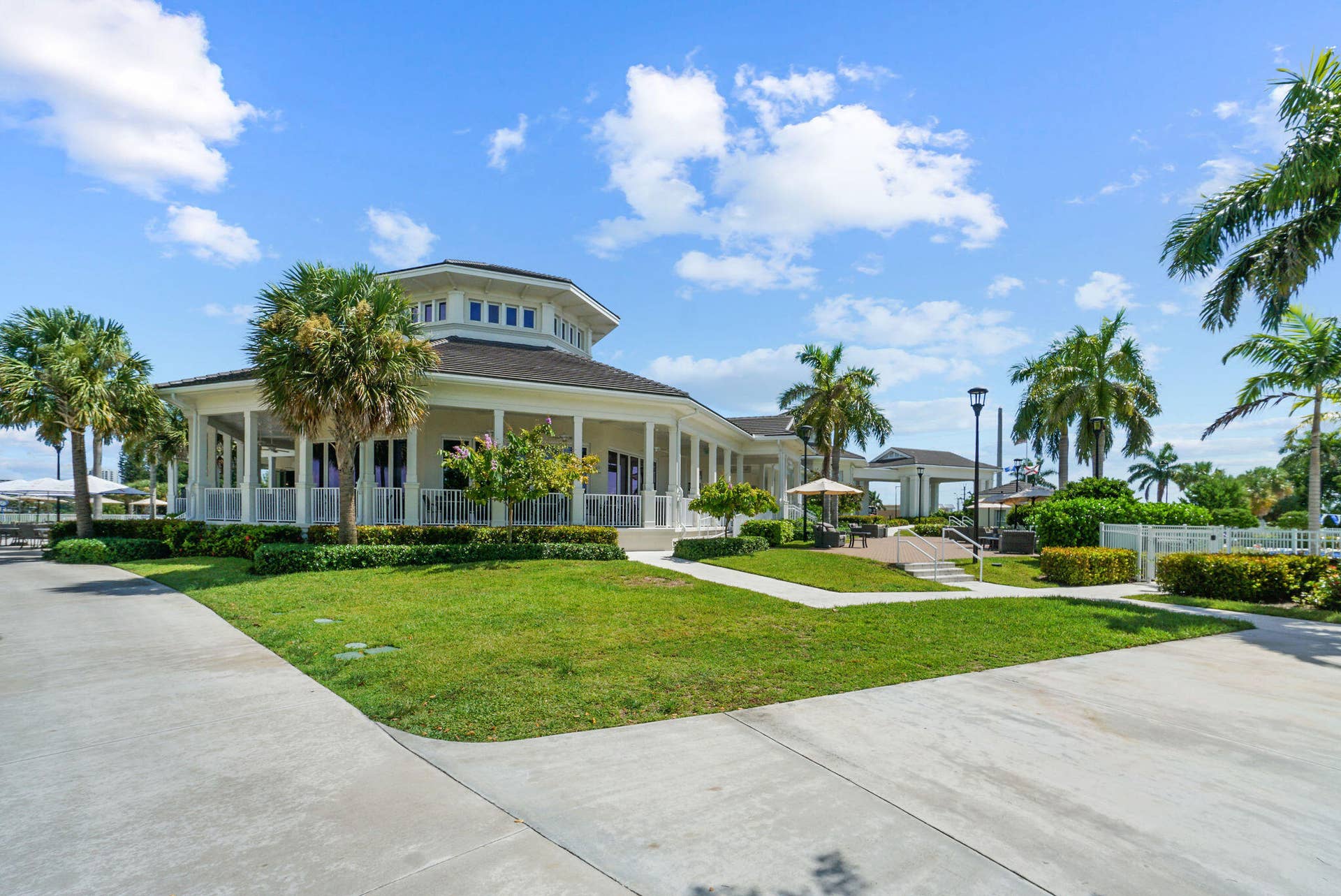 841 ANCHORAGE Drive, North Palm Beach, FL 33408 North Palm Beach Country Club