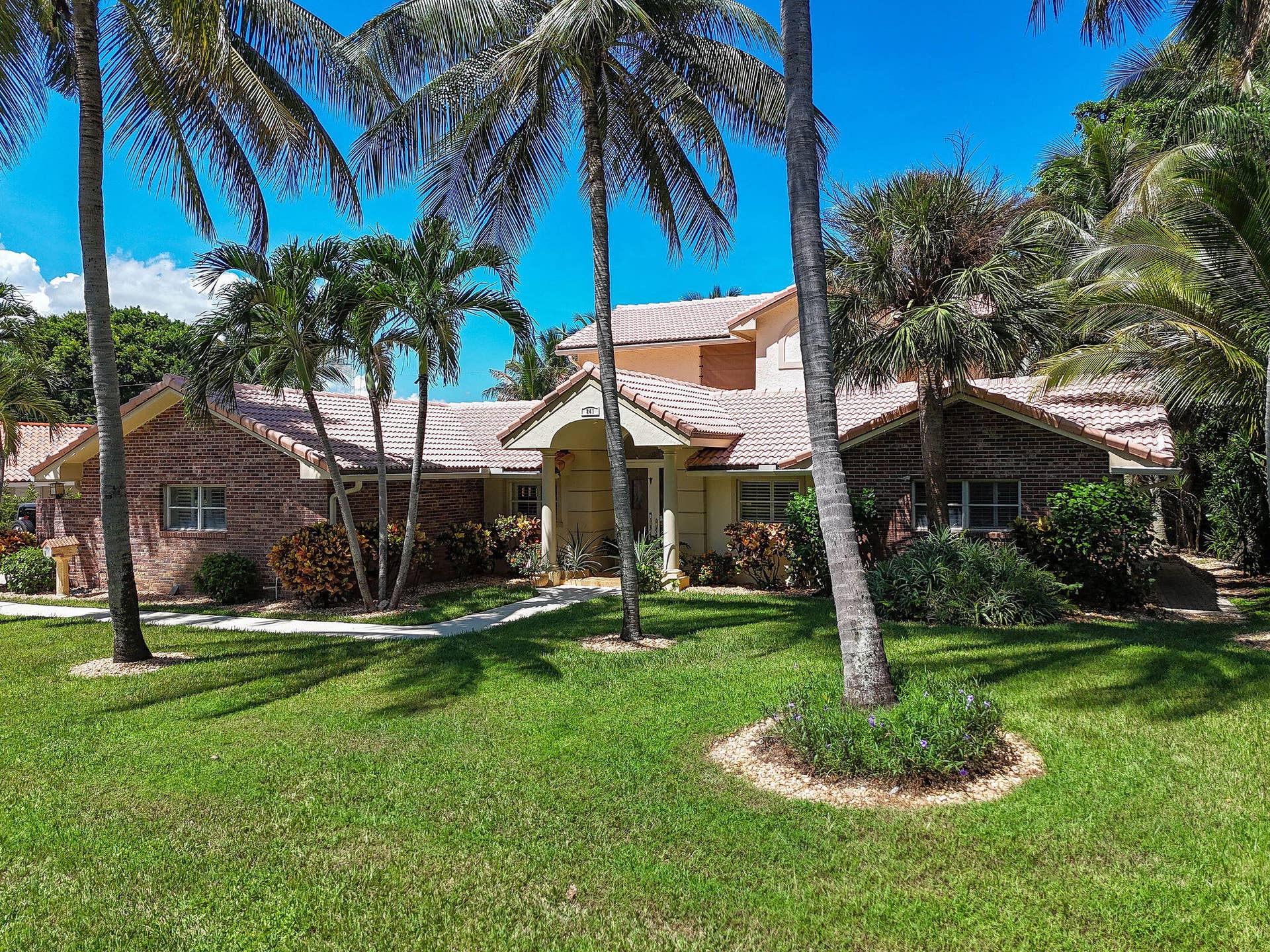 841 ANCHORAGE Drive, North Palm Beach, FL 33408 841AnchorageDrAerials(3)