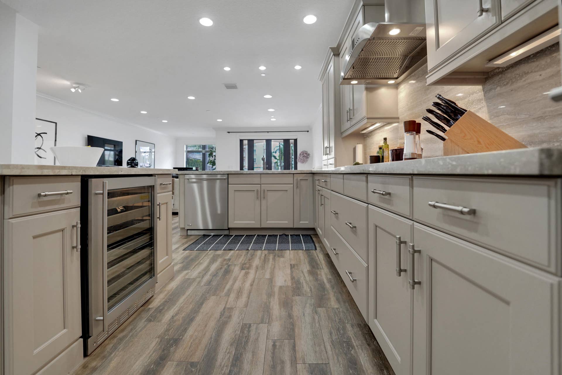 105 ISLE OF VENICE Drive, #105, Fort Lauderdale, Fort Lauderdale, FL 33301 DSC05572