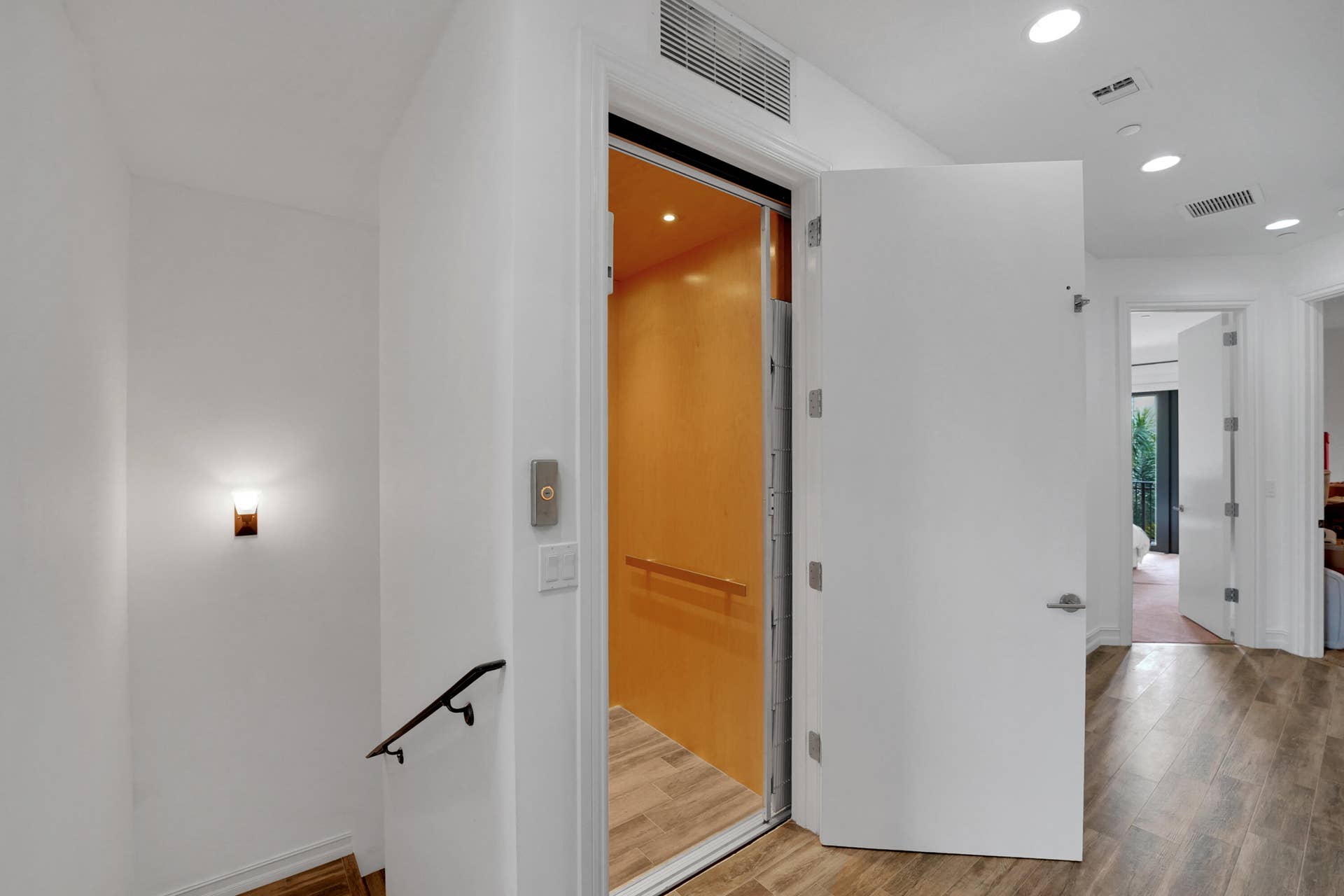 105 ISLE OF VENICE Drive, #105, Fort Lauderdale, Fort Lauderdale, FL 33301 DSC05653