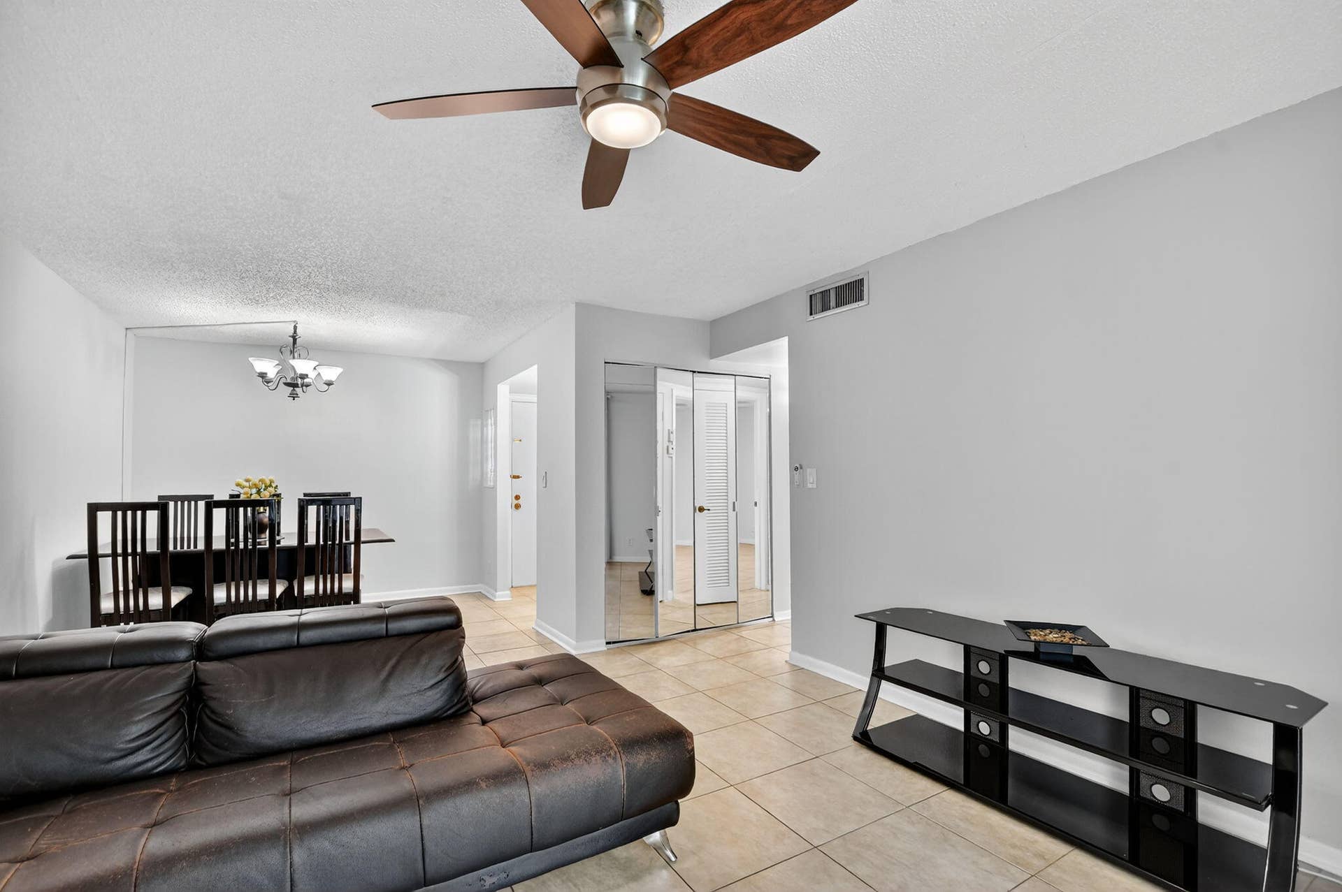 555 SE 8th Street, #154, Deerfield Beach, FL 33441 11-web-or-mls-011_DSC_1482