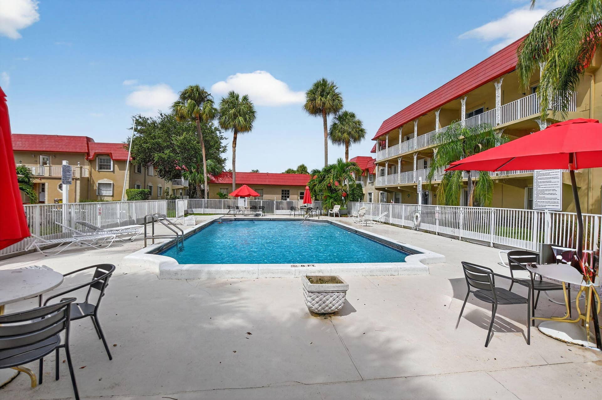 555 SE 8th Street, #154, Deerfield Beach, FL 33441 25-web-or-mls-025_DSC_1551