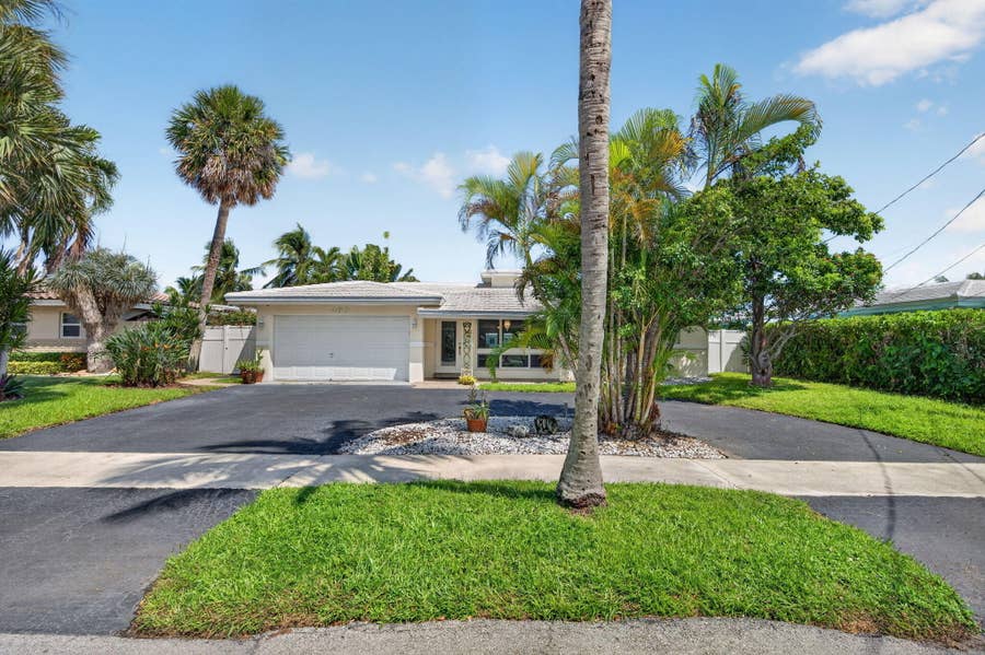 Property photo for 430 SE 6TH Terrace, Pompano Beach, FL