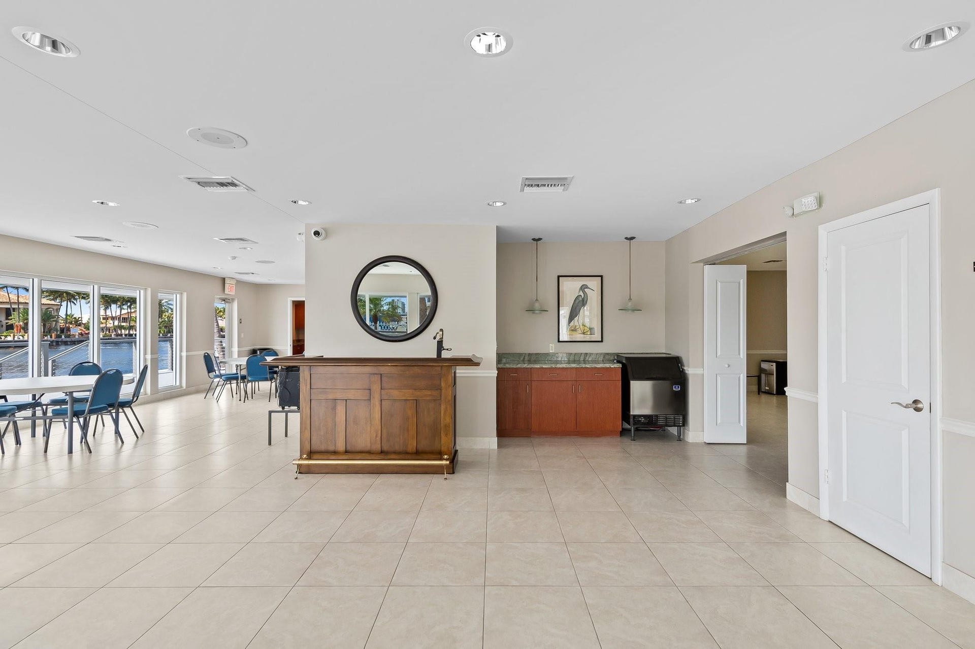 3300 NE 36th Street, #309, Fort Lauderdale, FL 33308 Clubhouse interior