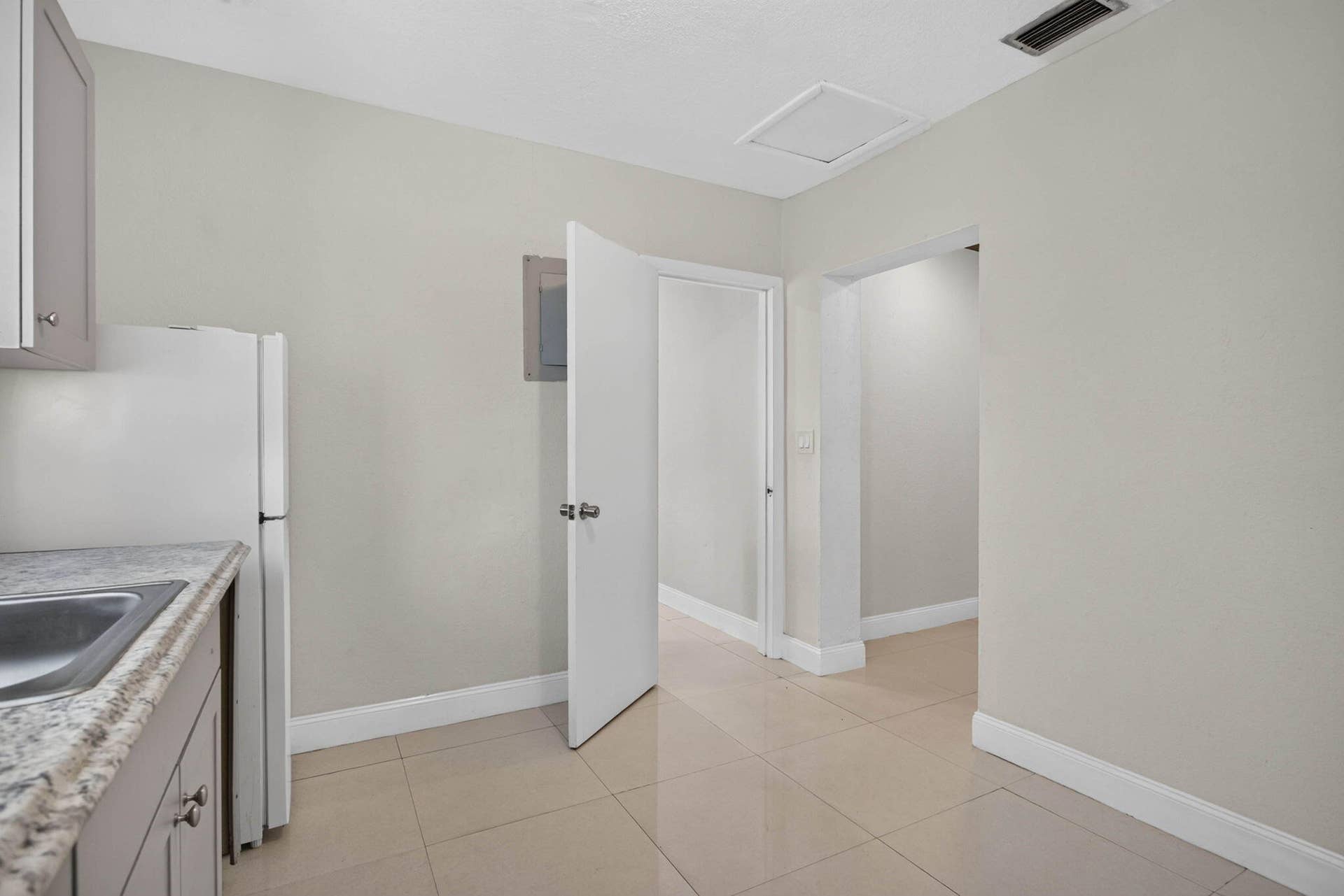 31-web-or-mls-7571-31