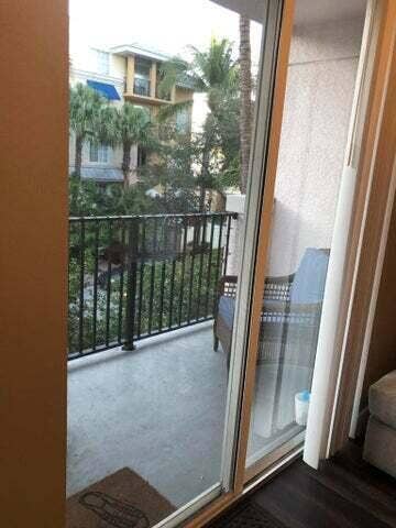 BALCONY 1