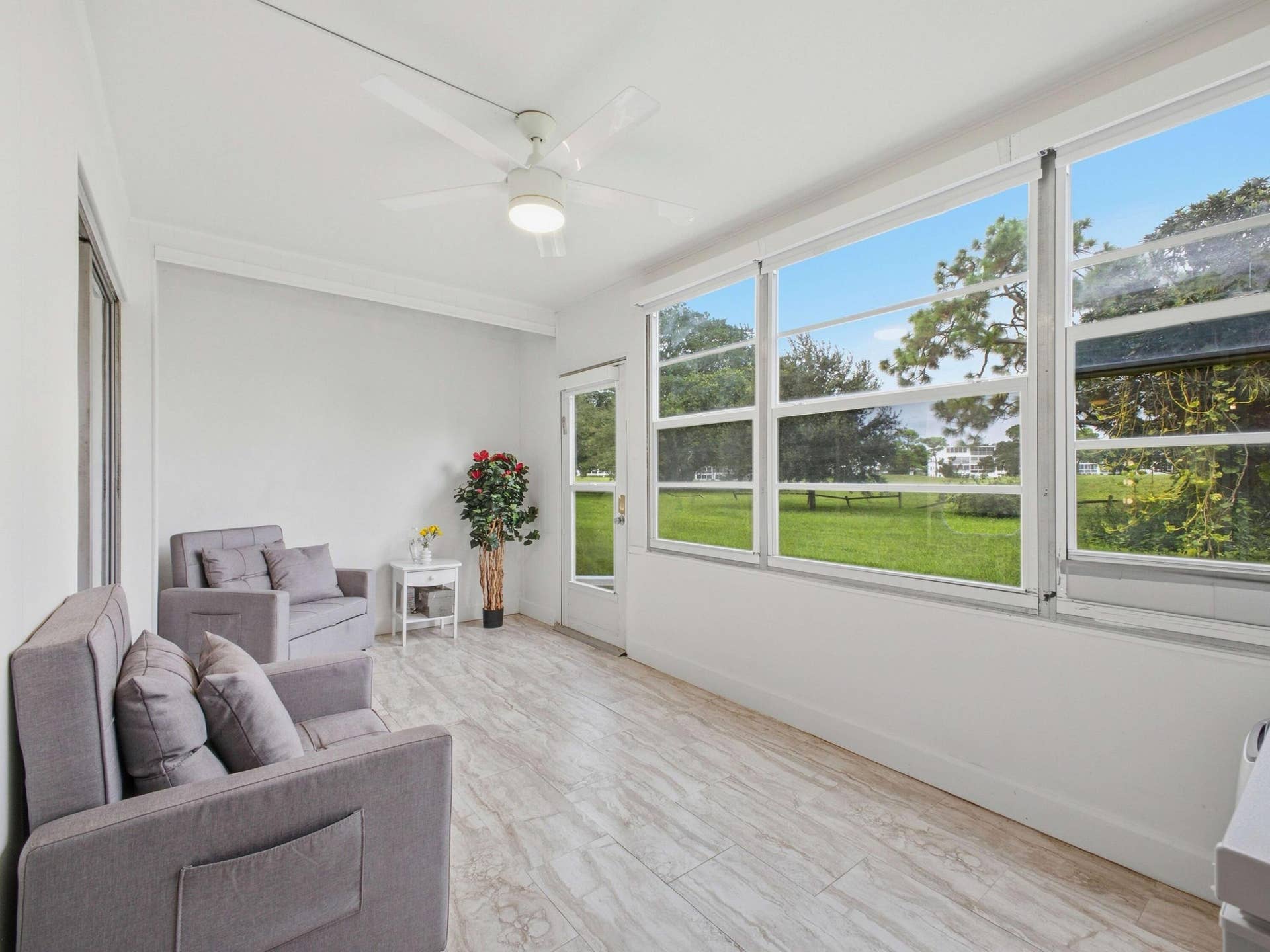 1025 VENTNOR H E, #1025, Deerfield Beach, FL 33442 Enclosed Porch