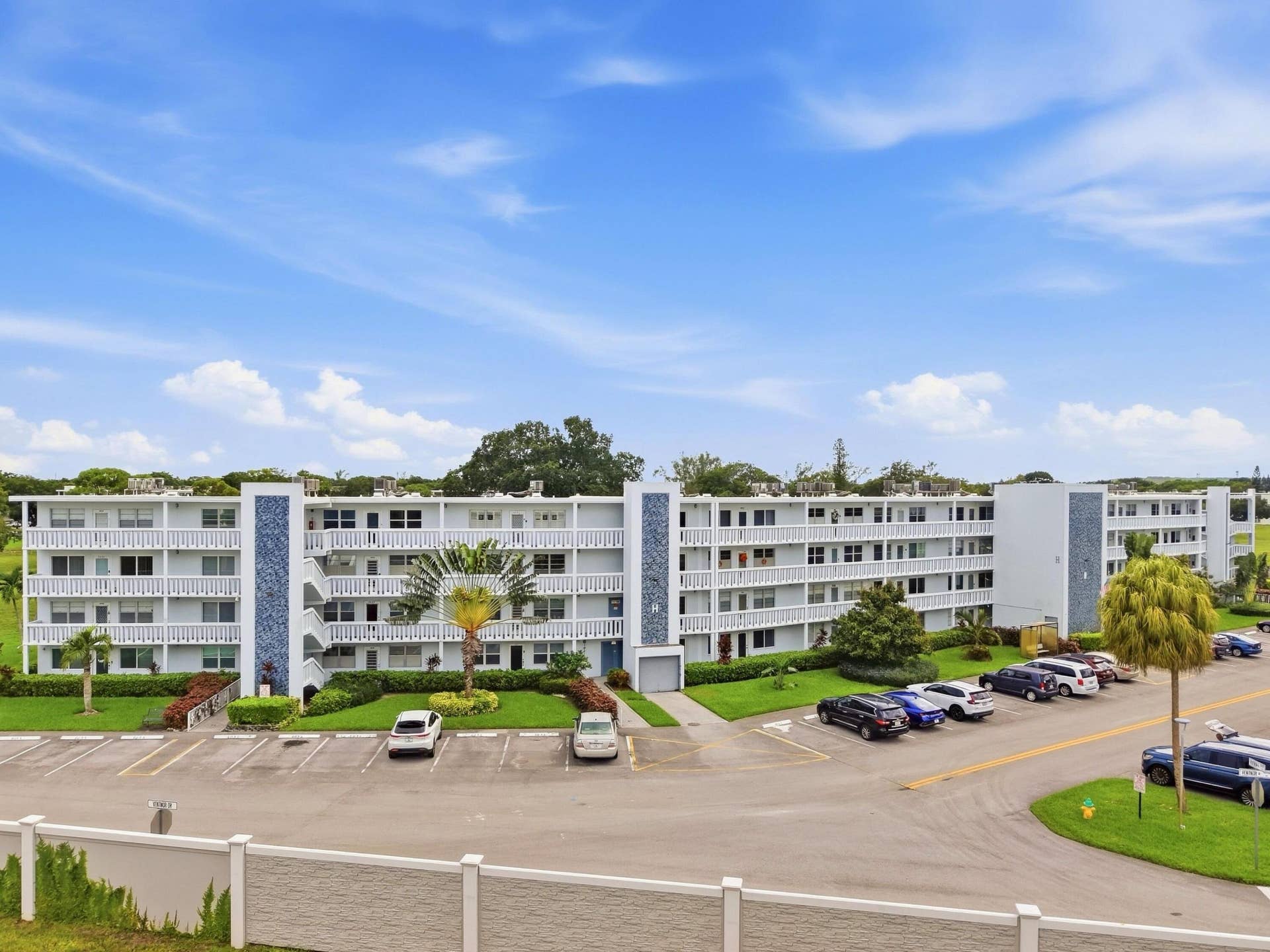 1025 VENTNOR H E, #1025, Deerfield Beach, FL 33442 Building Front 1