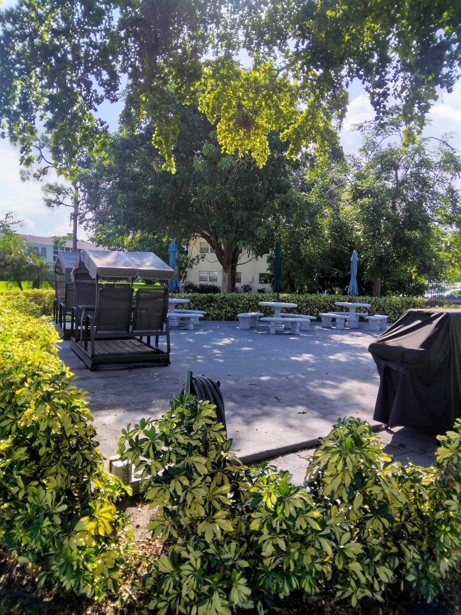 1025 VENTNOR H E, #1025, Deerfield Beach, FL 33442 Outdoor gathering area